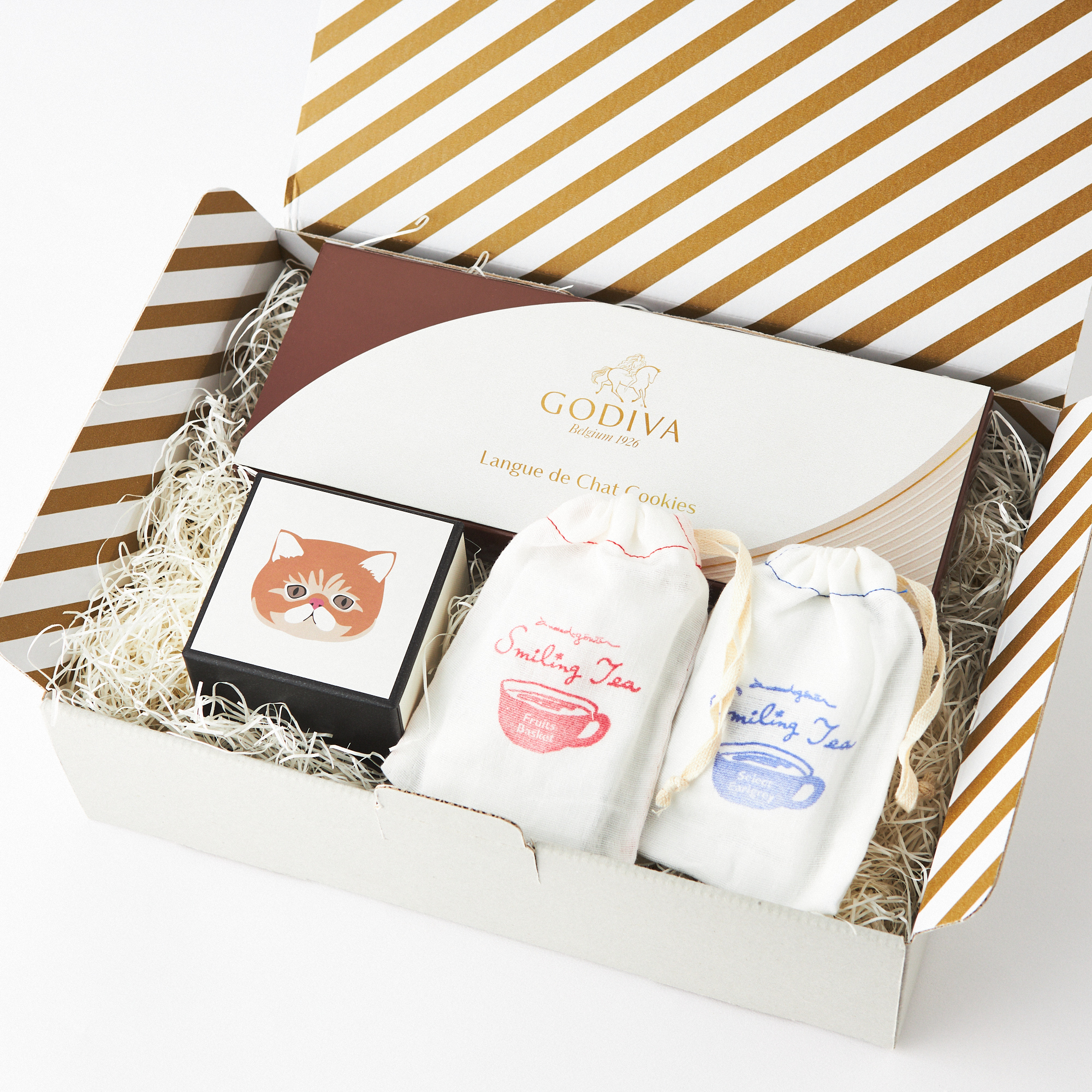 ボックス付き】GODIVAクッキー・紅茶・NEKOハンカチセット | MR. & MRS