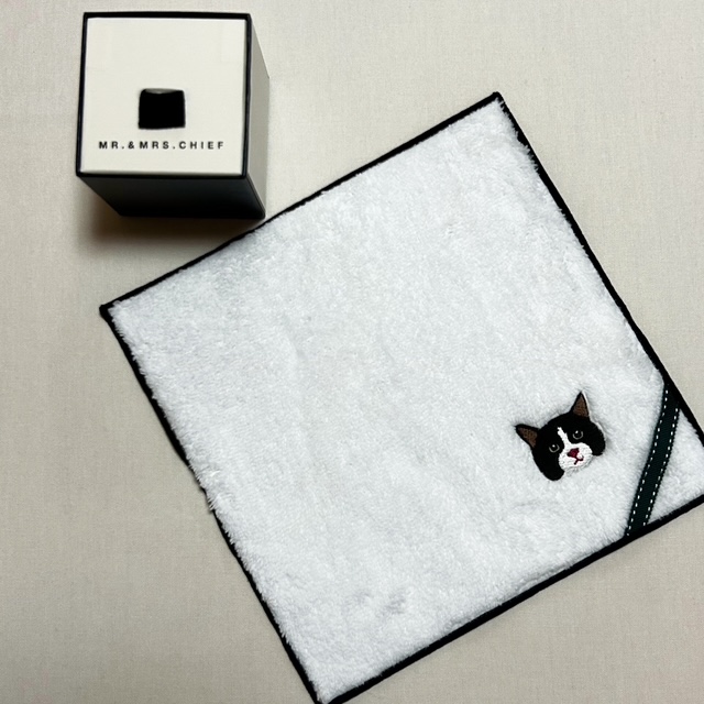 【ボックス付き】GODIVAクッキー・紅茶・NEKOハンカチセット