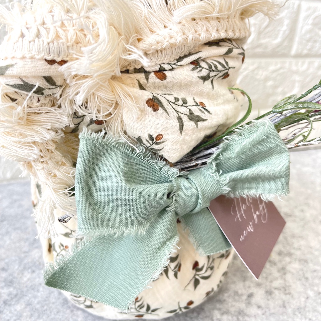 おむつケーキ4重ガーゼスワドル -Tsubomi-