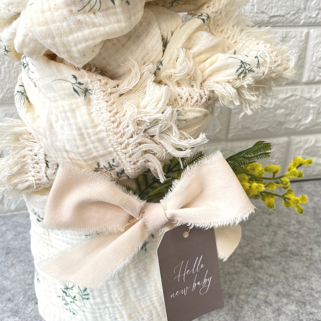 おむつケーキ4重ガーゼスワドル -Tsubomi-