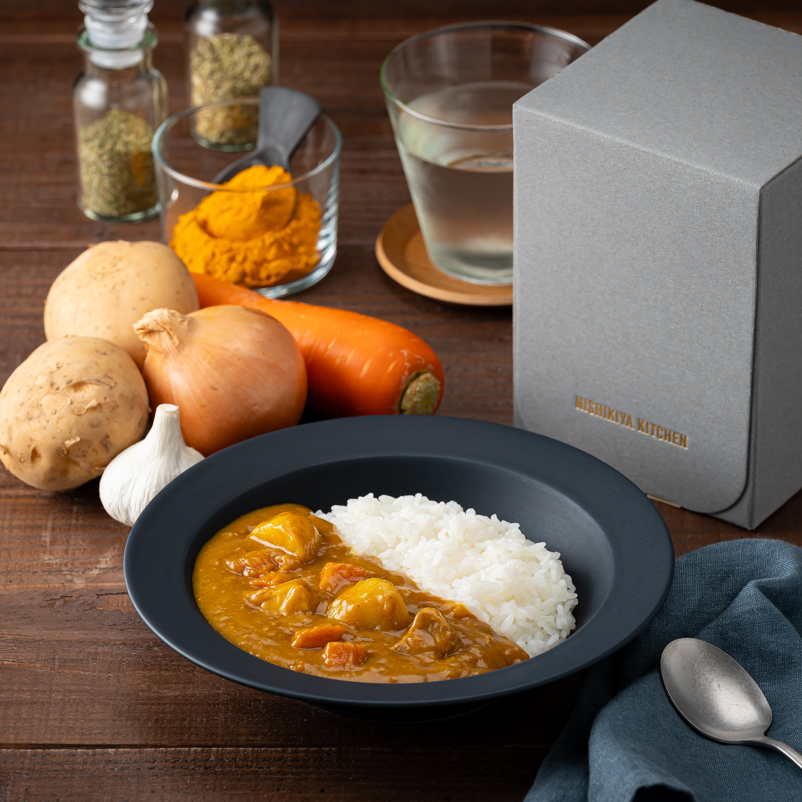ボックス付き】ベーシックカレー食べ比べセット(6種 ボックス付き】ベーシックカレー食べ比べセット(6種