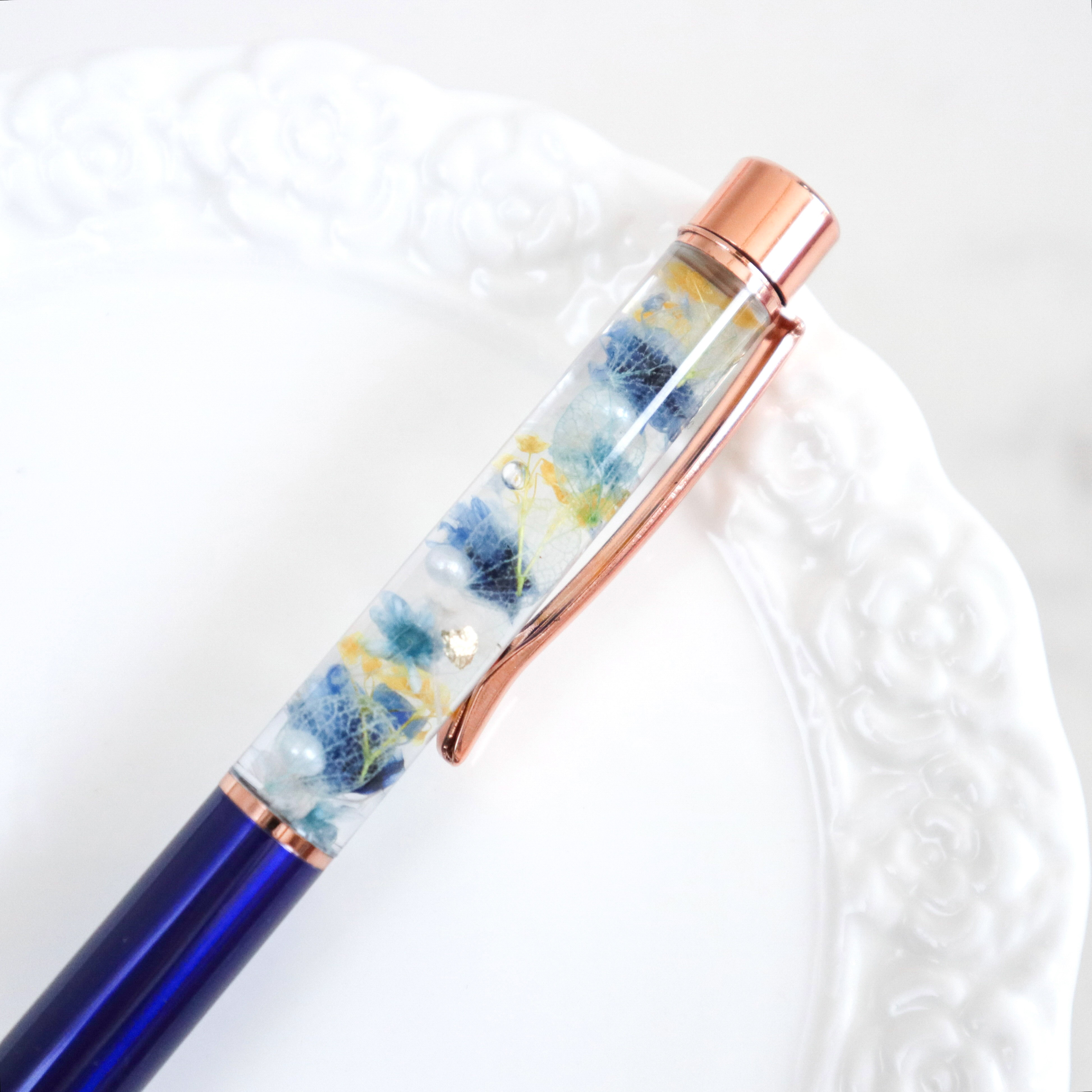 【名入れ】今治タオル花刺繍&無地ハンカチ・ハーバリウムボールペンセット