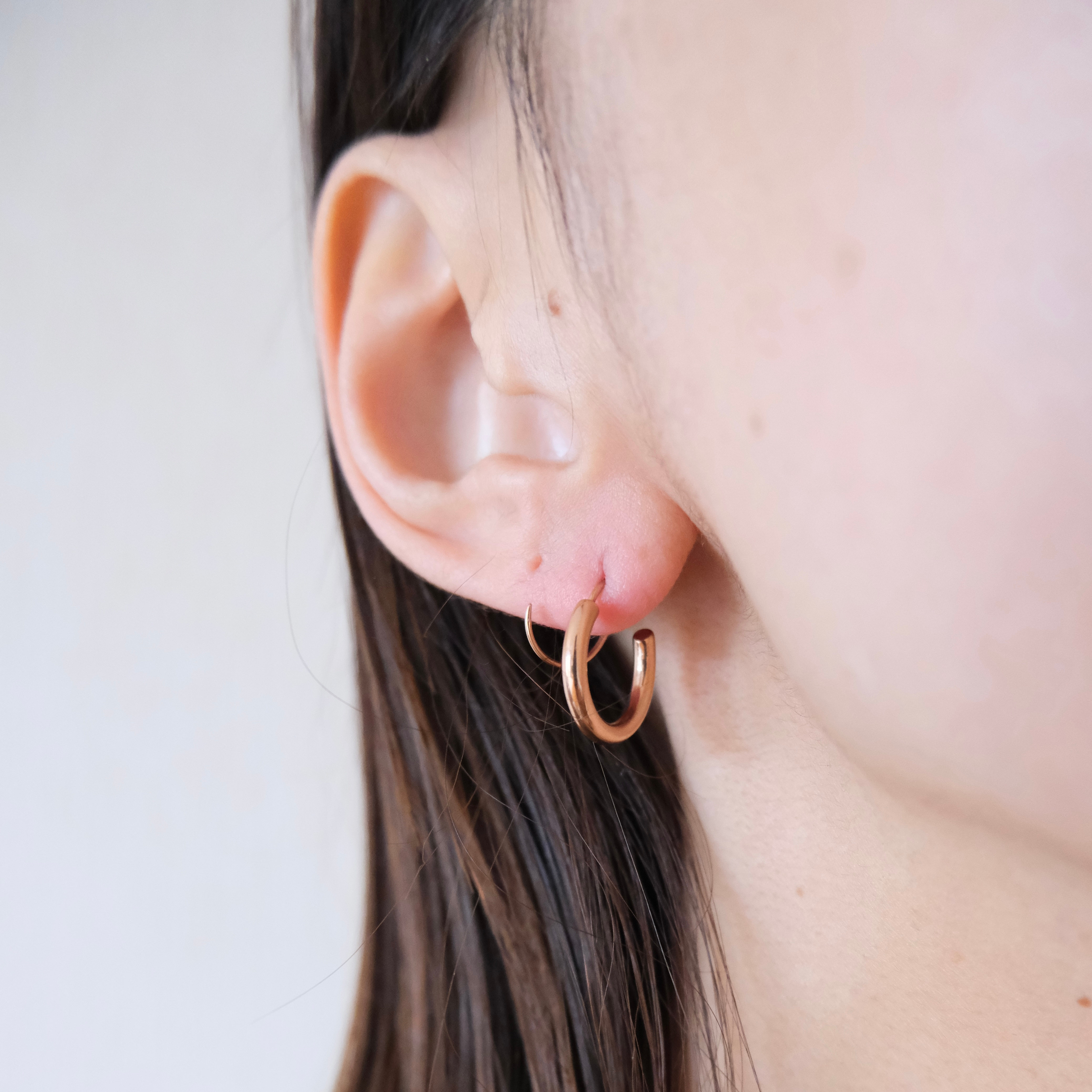 ステンレスシンプルねじりピアス