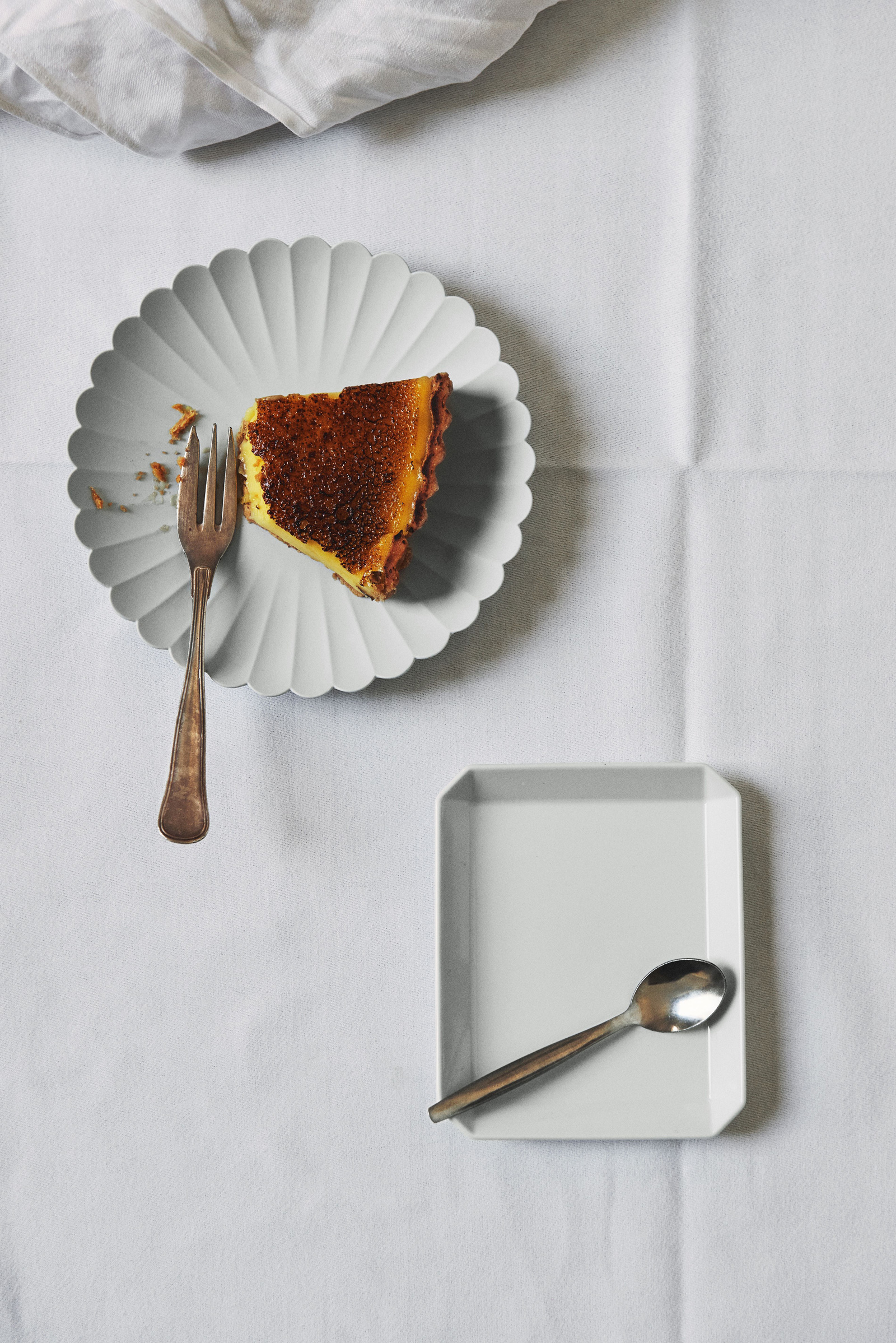 1616/arita japan TYパレス160／220プレートセット