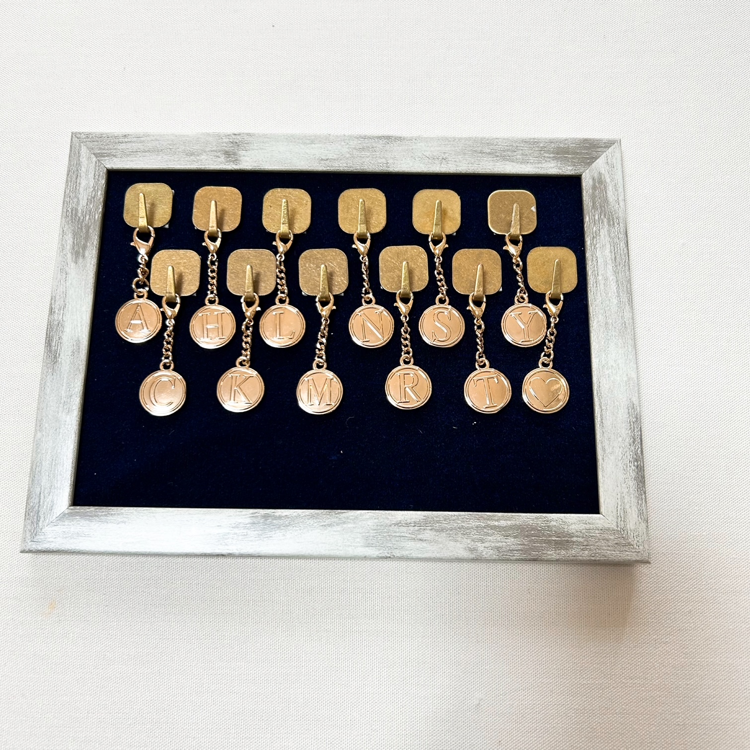 イニシャルチャーム