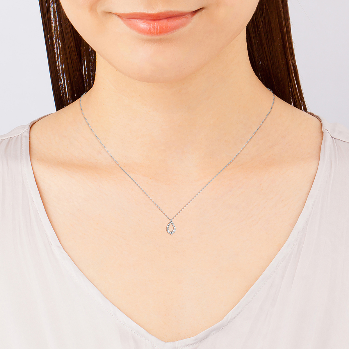 雫モチーフ シルバーネックレス