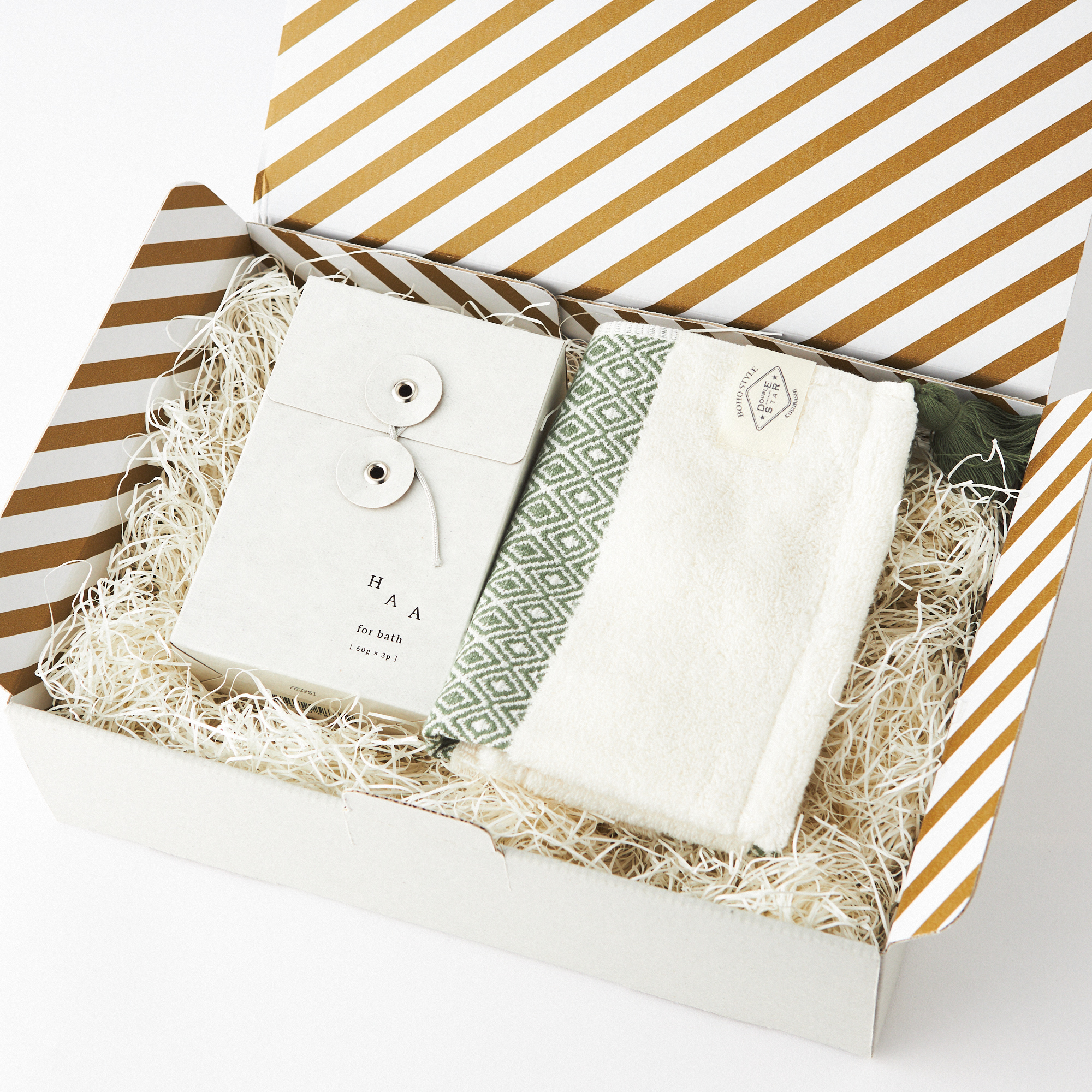 【ボックス付き】選べるウォッシュタオル & 入浴剤セット