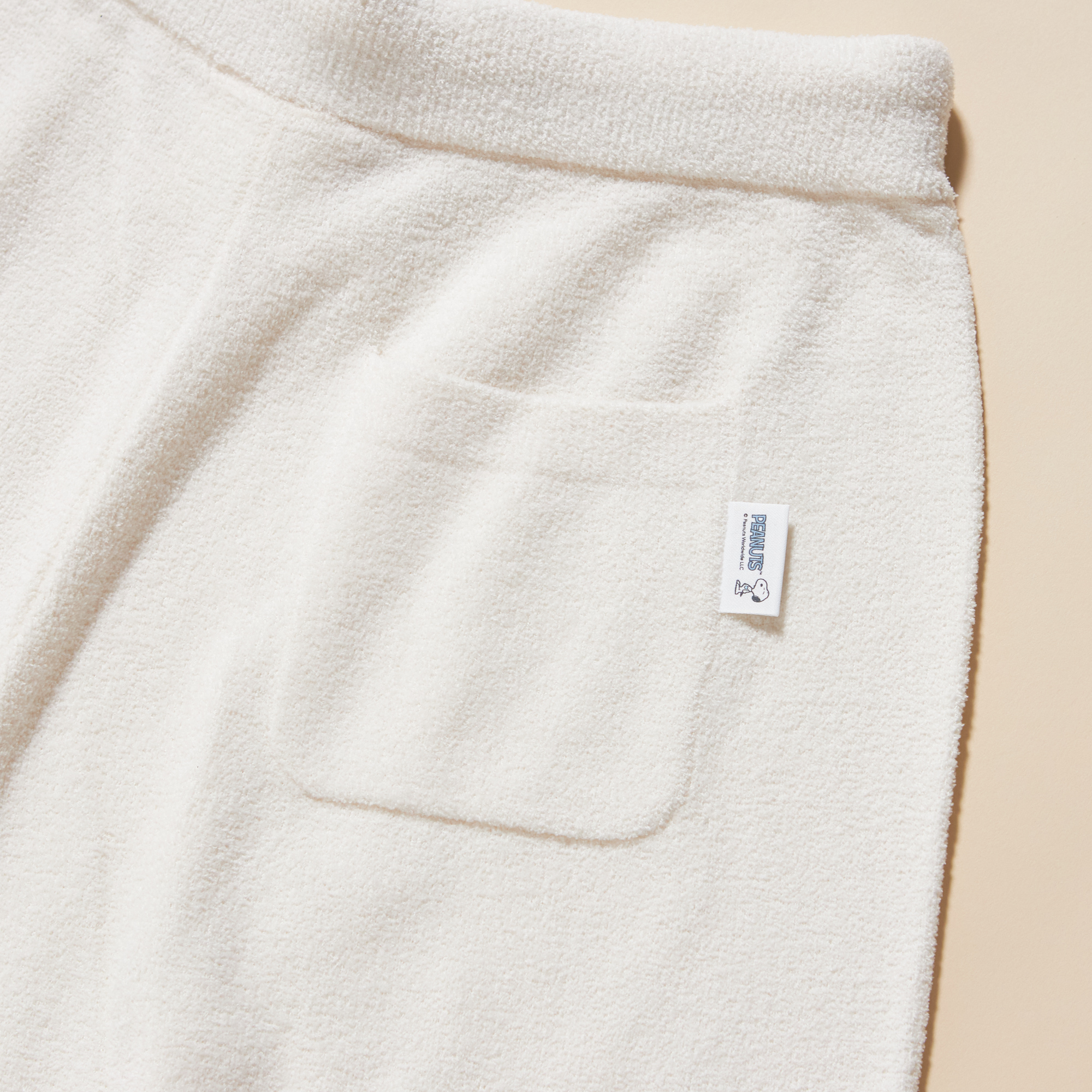 【WOMEN】【PEANUTS】スヌーピーJQDプルオーバー&ショートパンツ