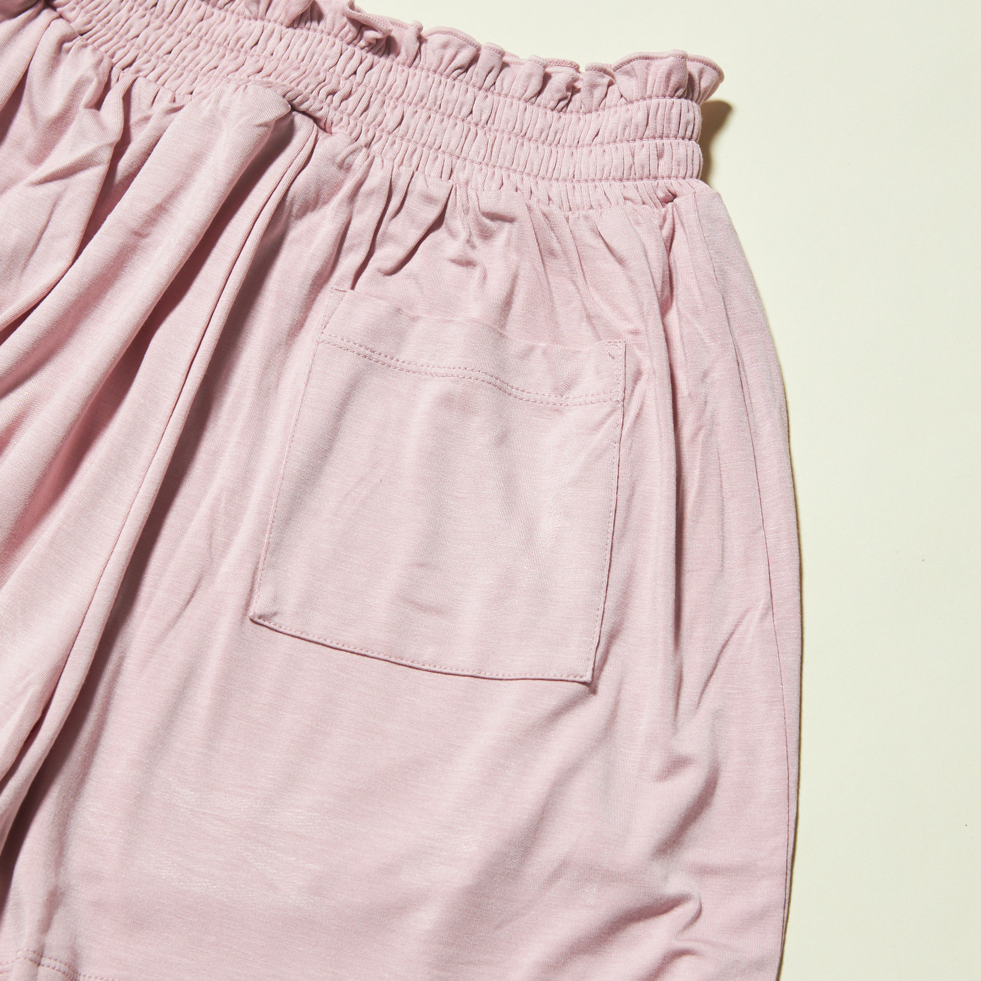 【WOMEN】カラフルレーヨンロゴTシャツ＆ショートパンツセット｜接触冷感