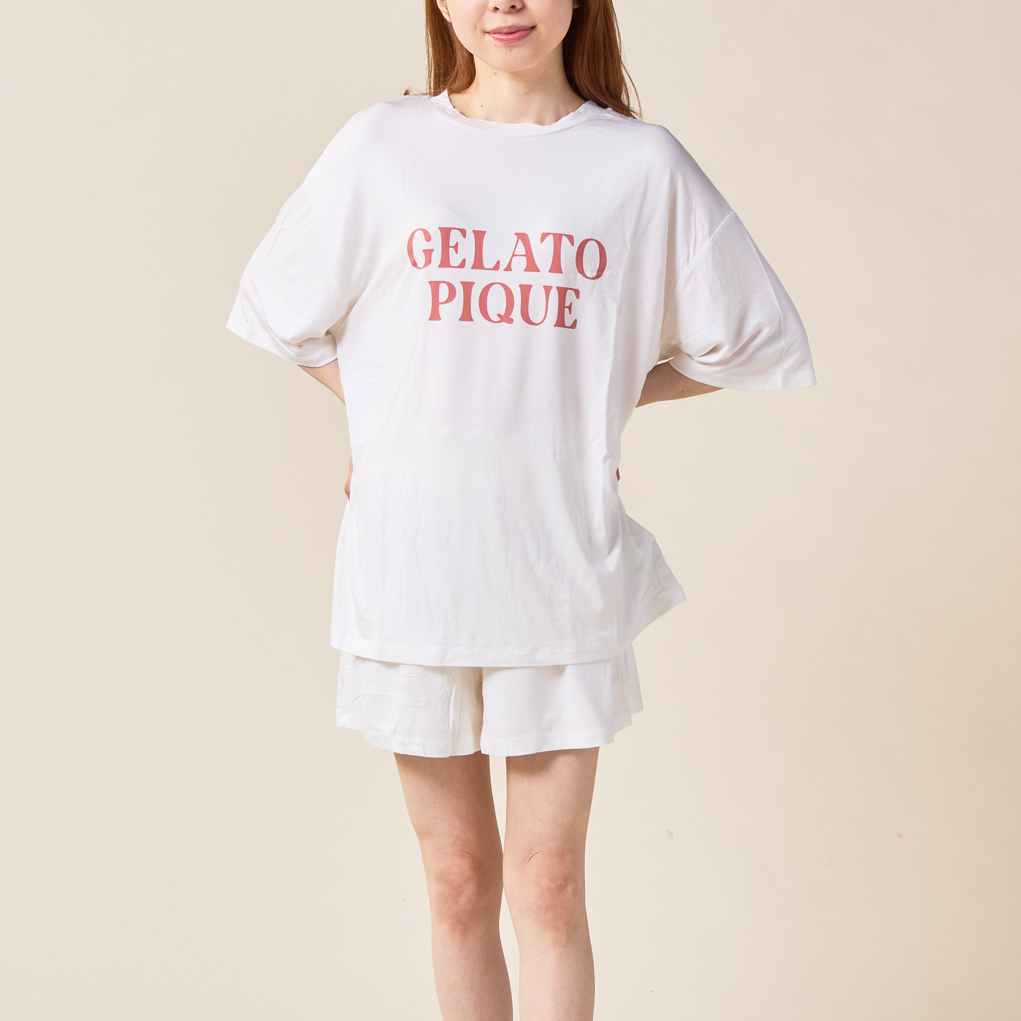 【WOMEN】カラフルレーヨンロゴTシャツ＆ショートパンツセット｜接触冷感