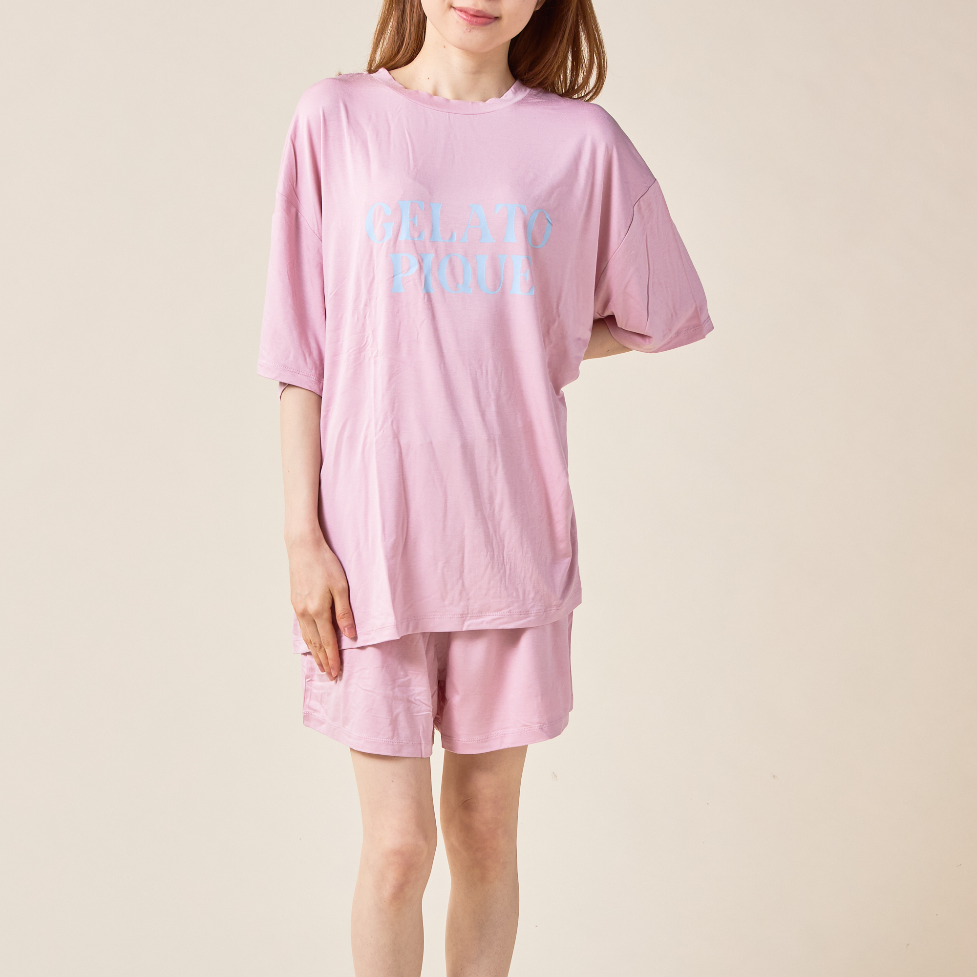 【WOMEN】カラフルレーヨンロゴTシャツ＆ショートパンツセット｜接触冷感