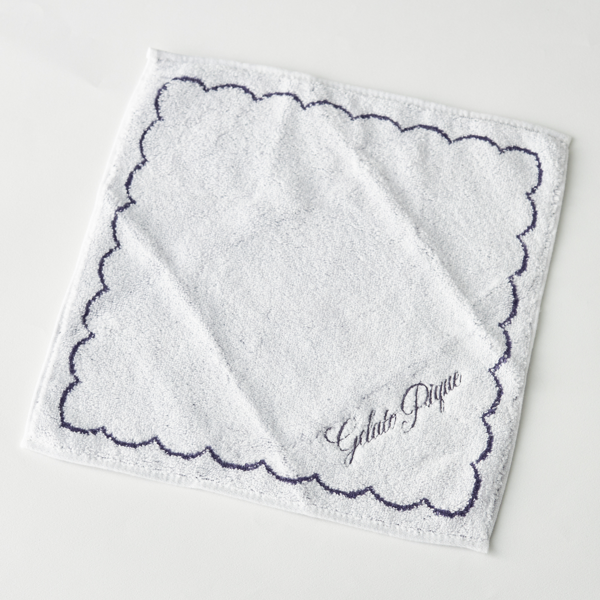 【WOMEN】ローズ柄ティッシュポーチ&ハンドタオル