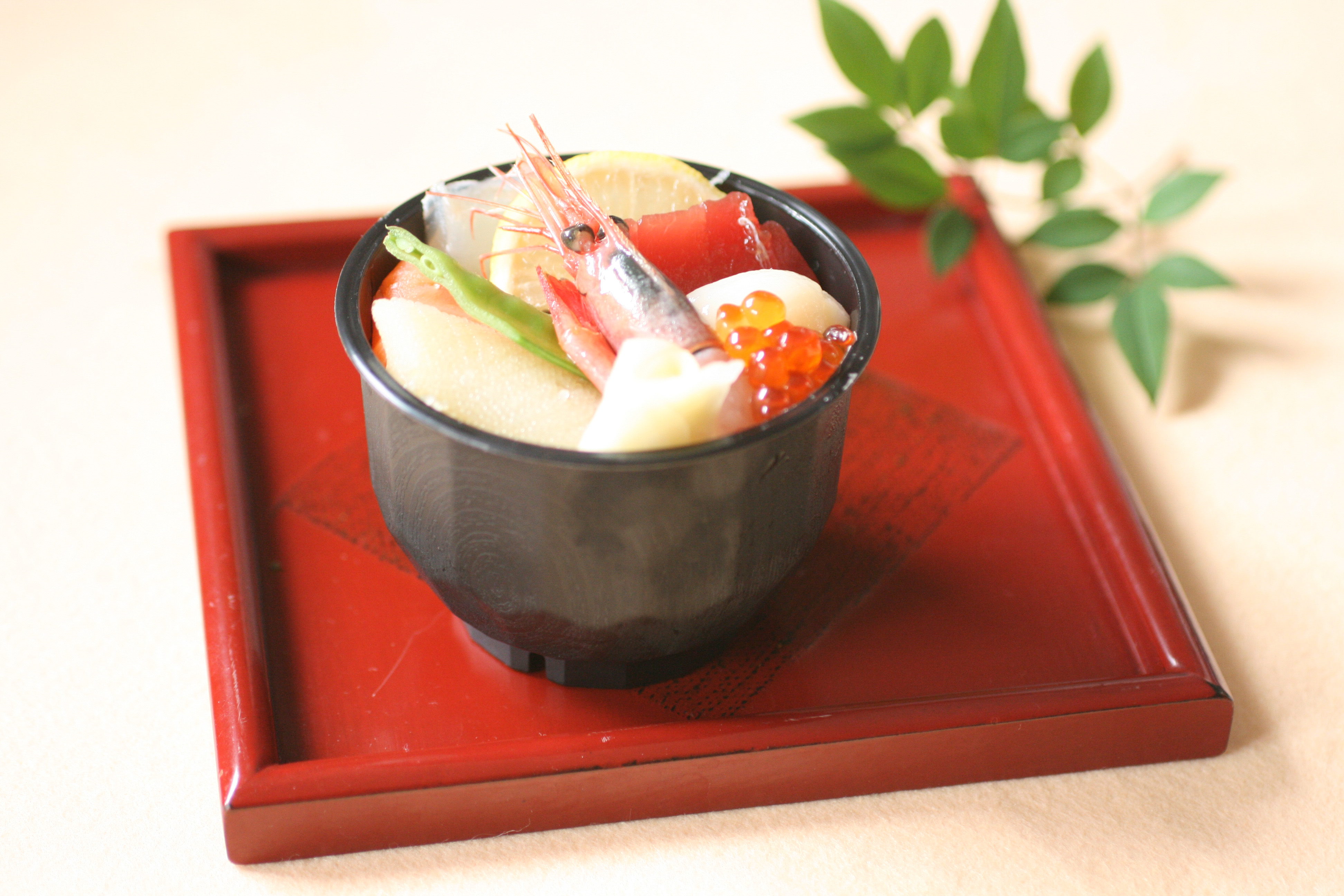七色の海鮮ミニ丼