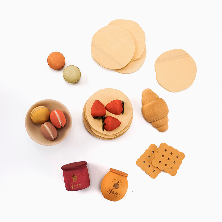WOODEN PLAY FOOD SET / DESSERTS