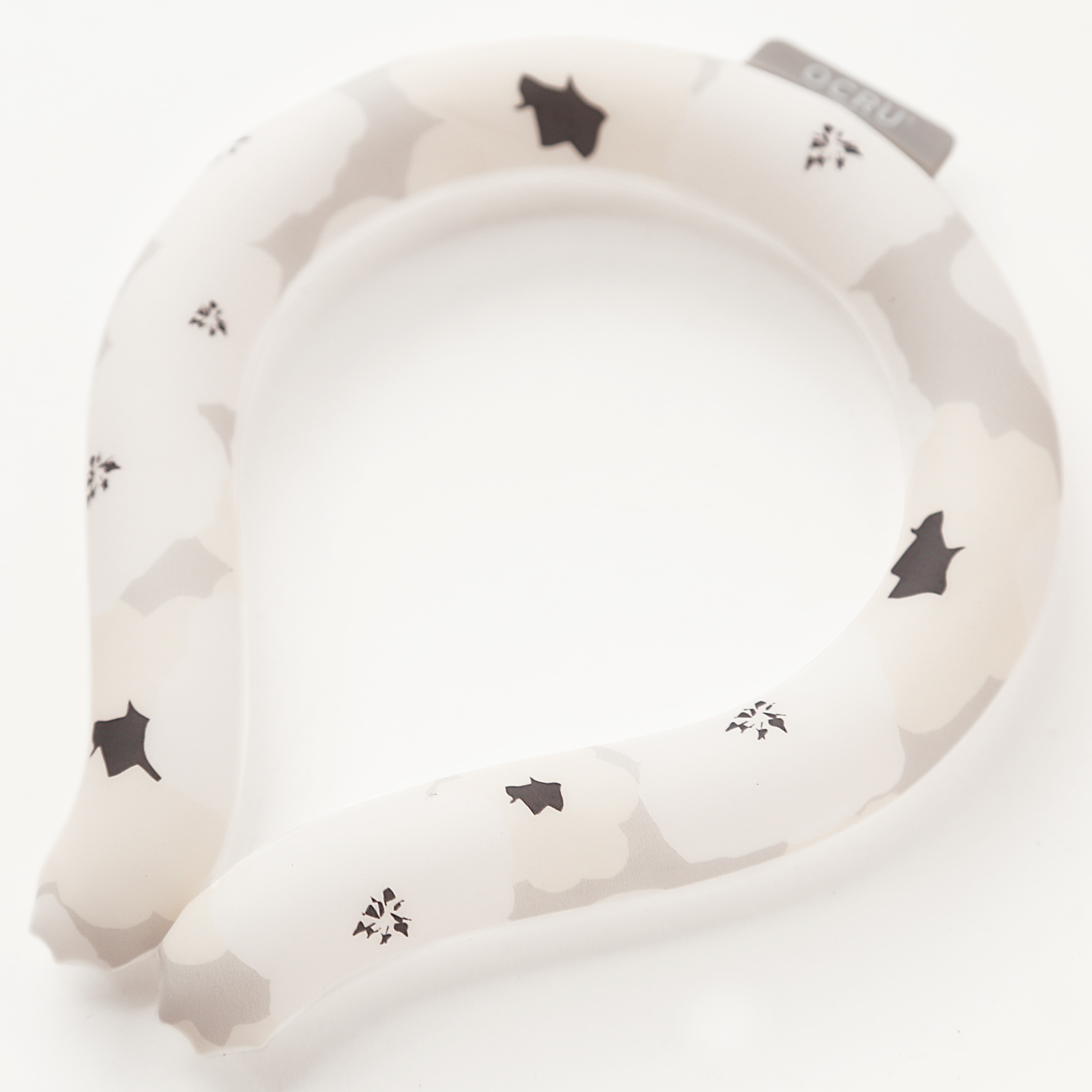 アクセサリー感覚でつけるクールリング