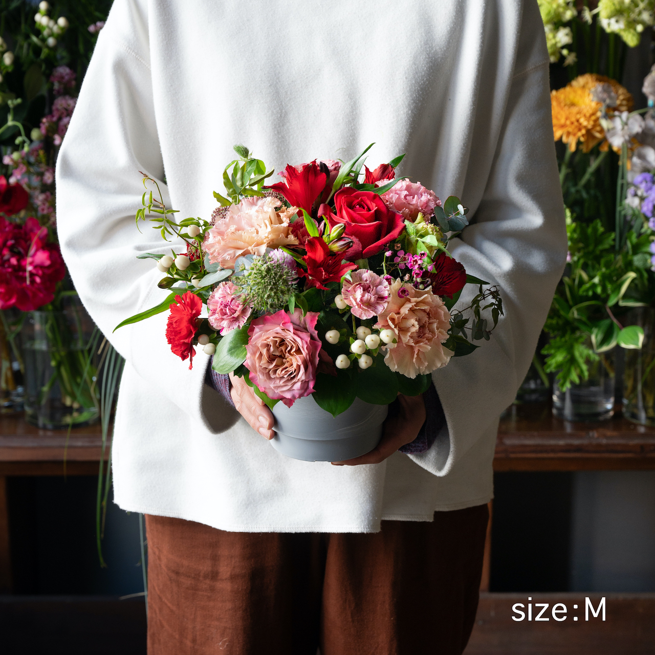 【母の日ギフト2024】Mother's Day Arrangement -CHIC-