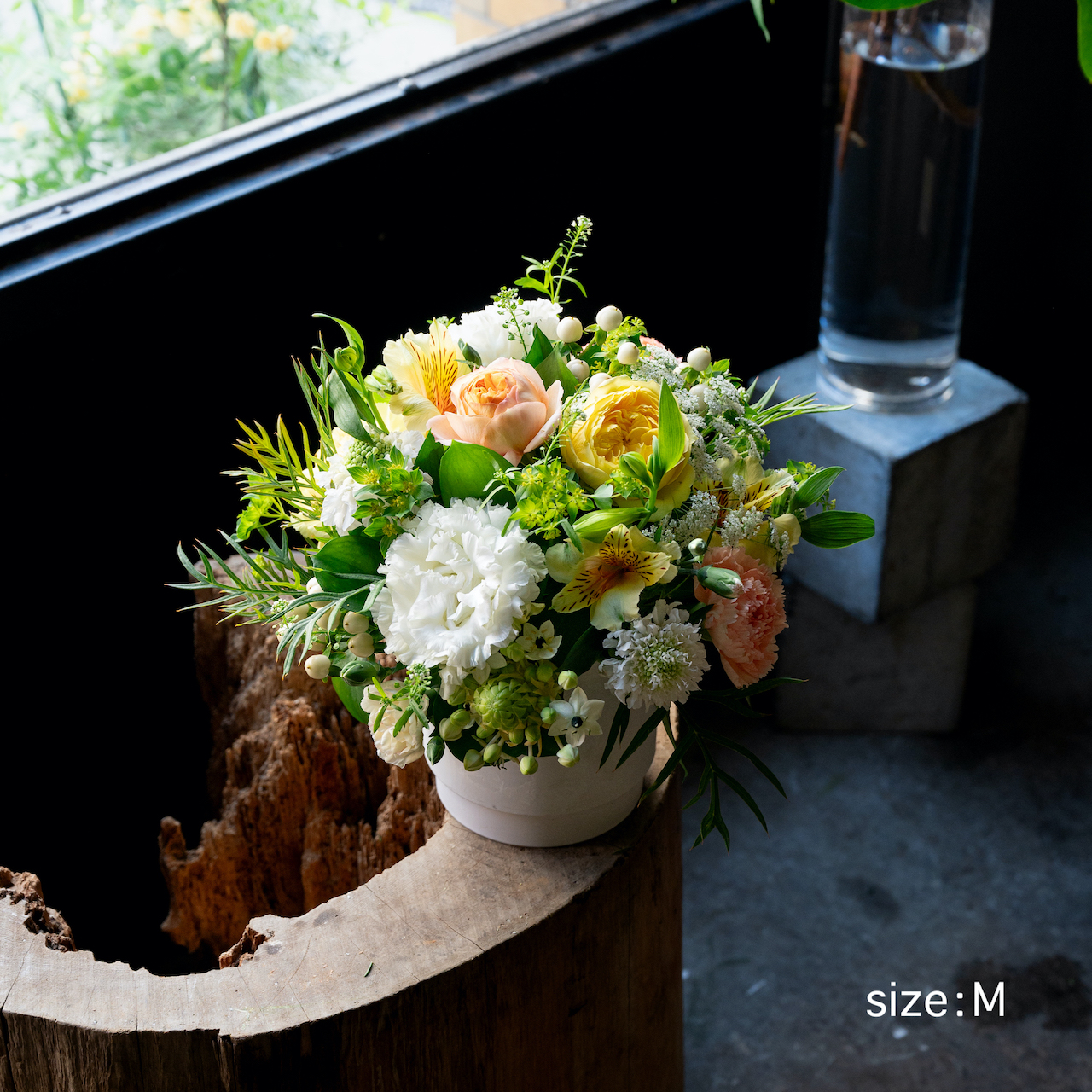 【母の日ギフト2024】Mother's Day Arrangement -WARM-