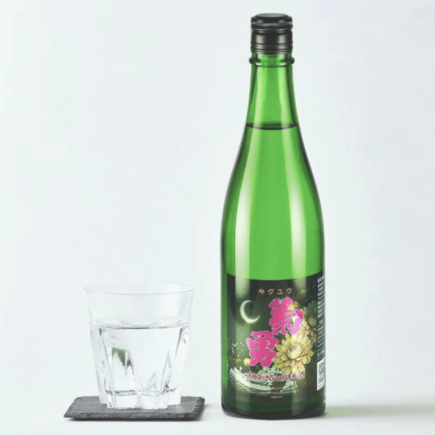 菊勇　吟仕込みの雨降大山純米酒 720ml