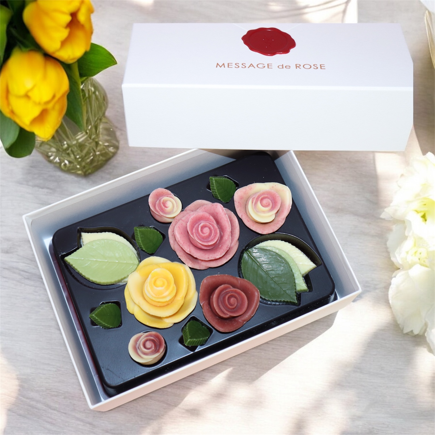 【母の日限定BOX付き】癒しの時間を贈る！選べるお花のチョコとネックケアのセット