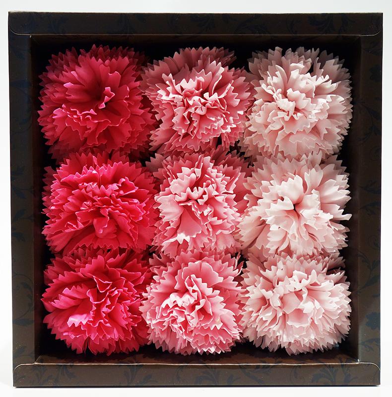 【ギフトBOX付き】カーネーション入浴剤と甘いスイーツのセット