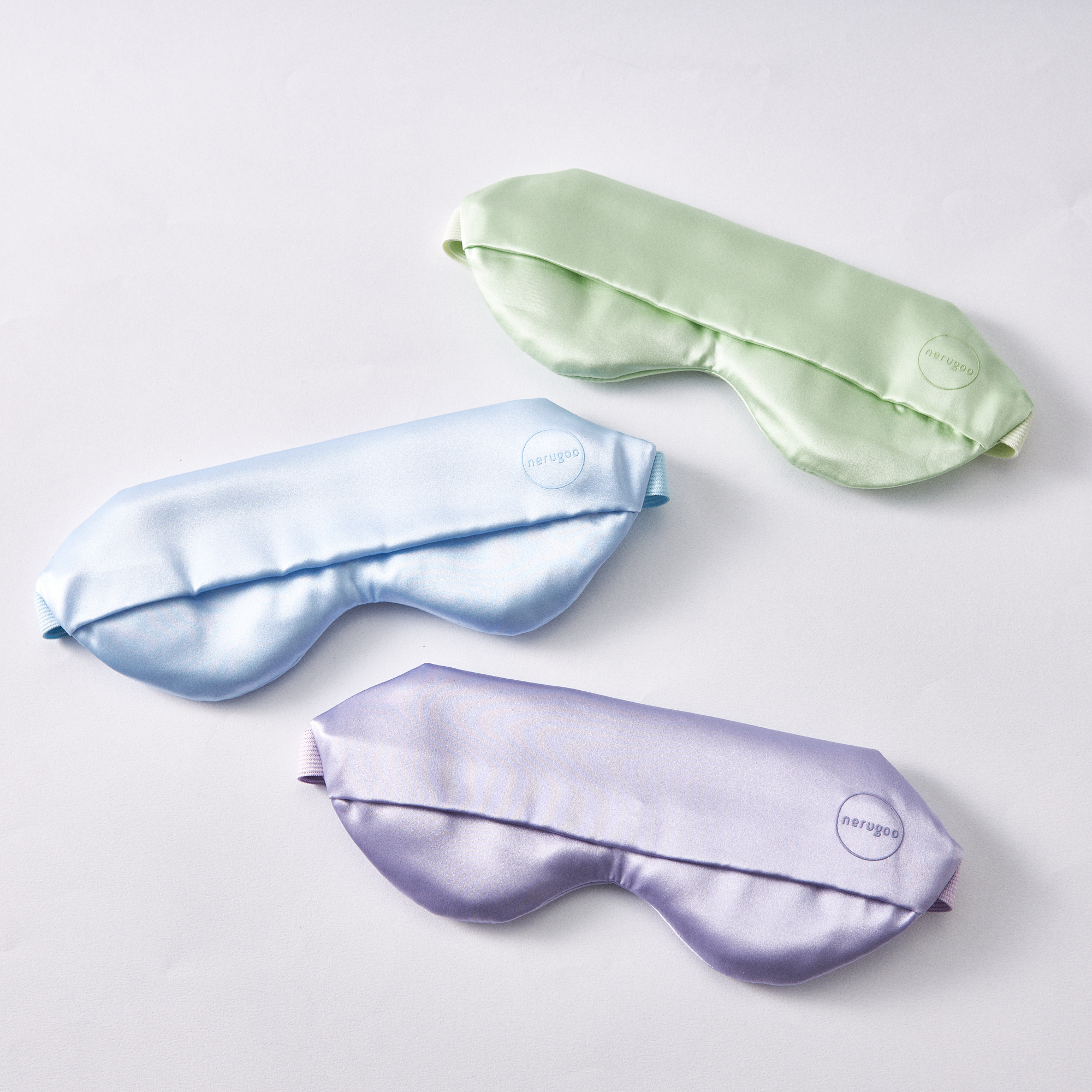 【名入れ刺繍・母の日限定BOX付き】癒しの時間を贈る！ホットアイマスクとスイーツのセット