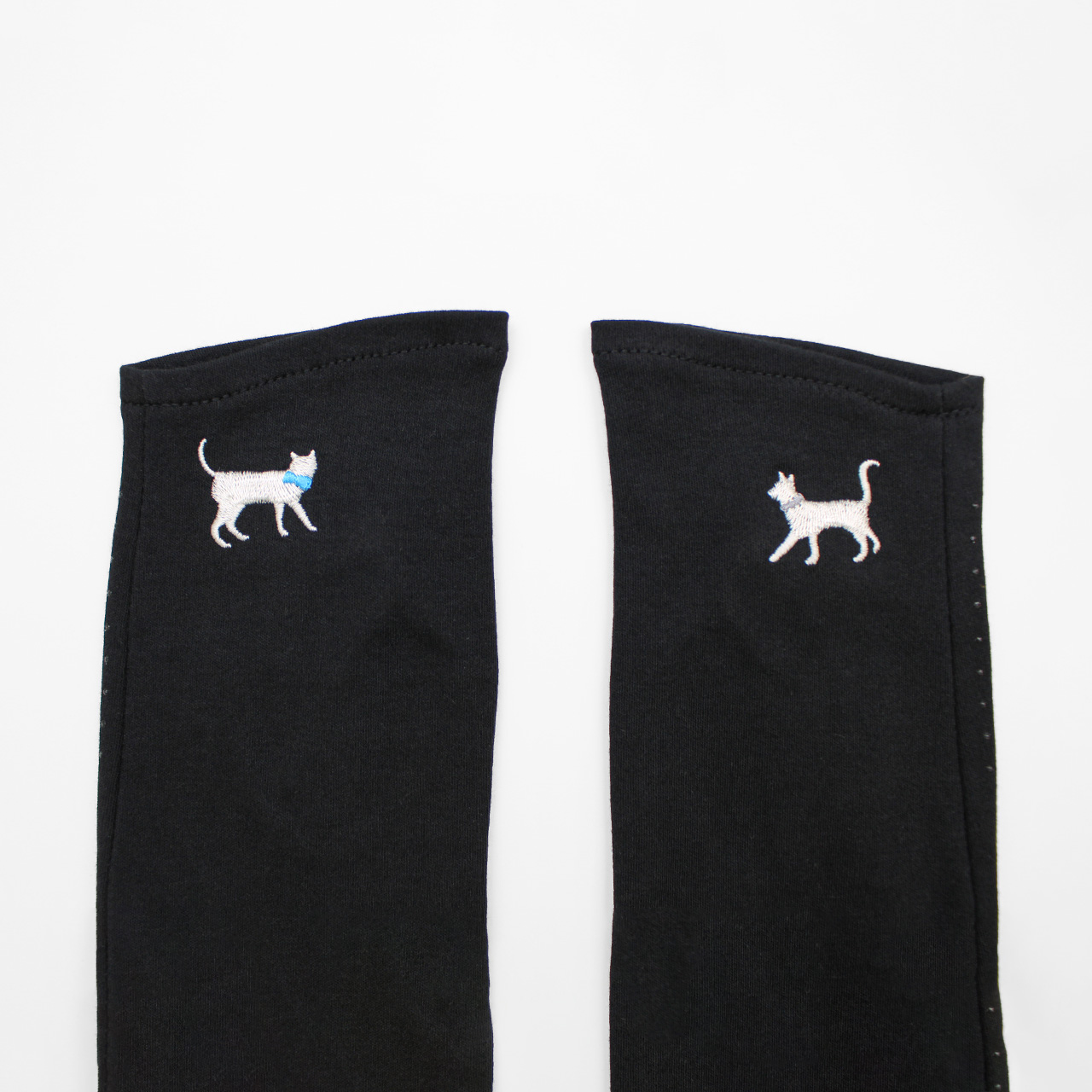 【WOMEN】おさんぽねこ刺繍UVグローブ