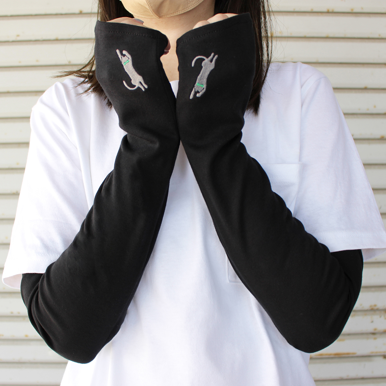 【WOMEN】おひるねねこ刺繍UVグローブ