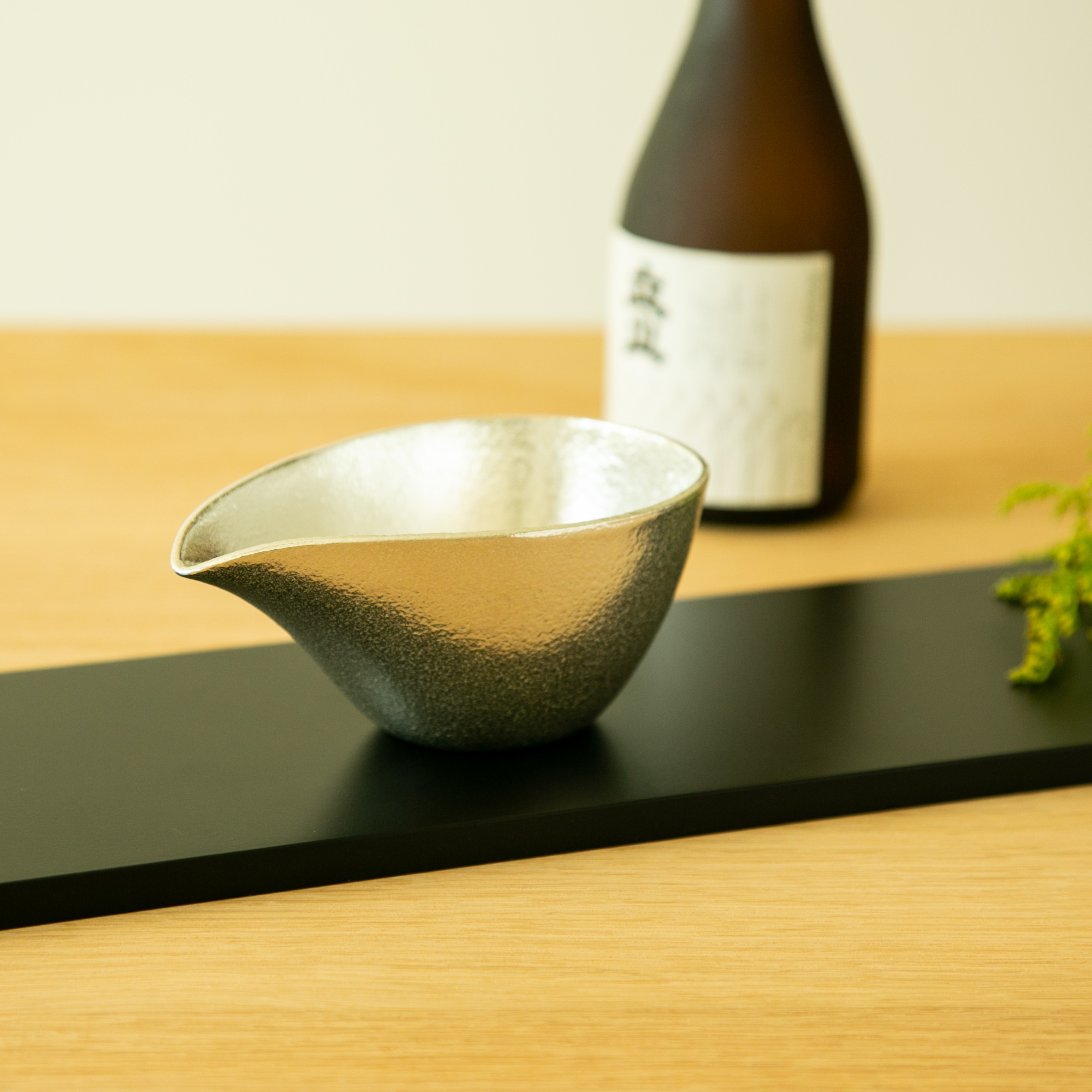 錫 片口