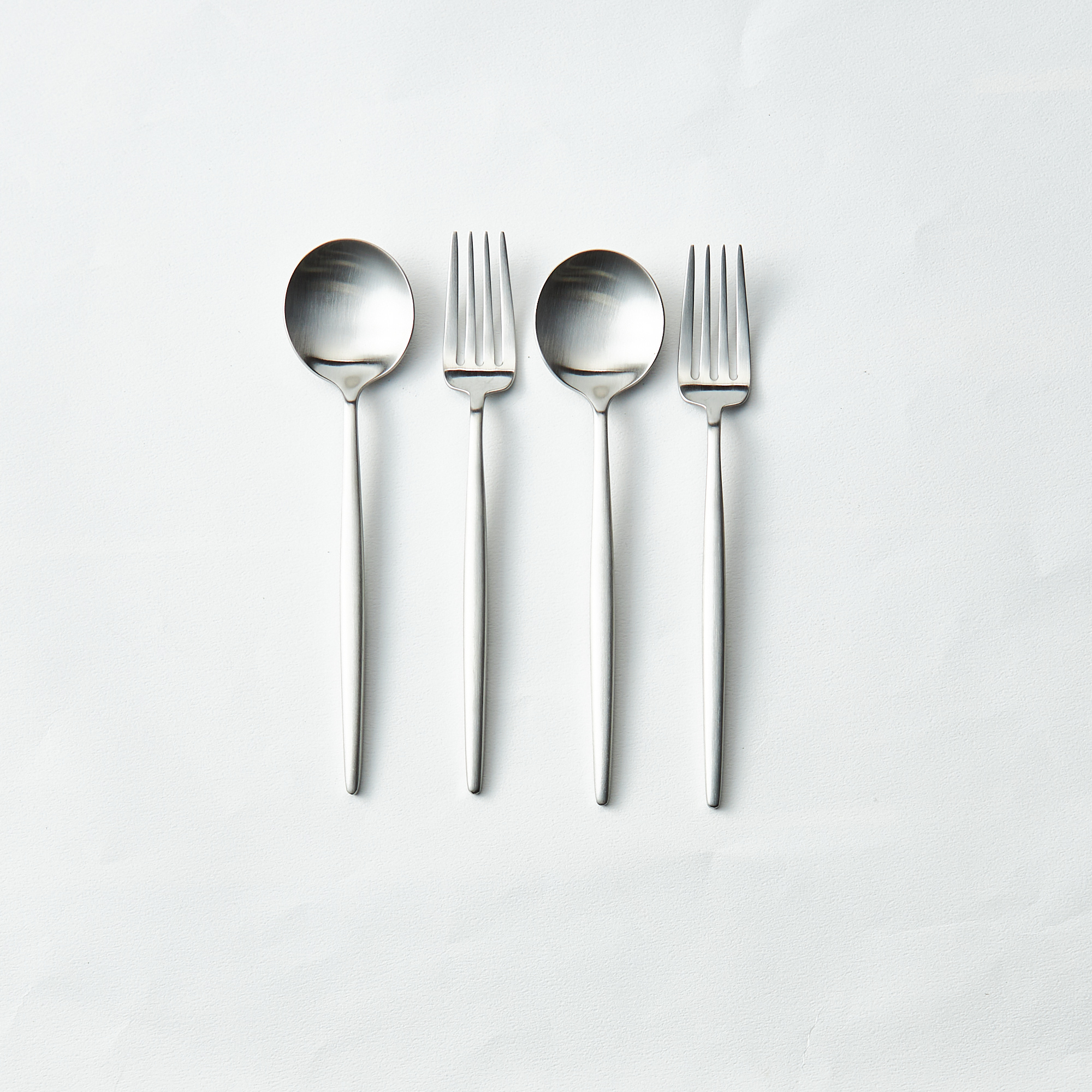 cutipol クチポール ムーン moon マットシルバーディナー12本