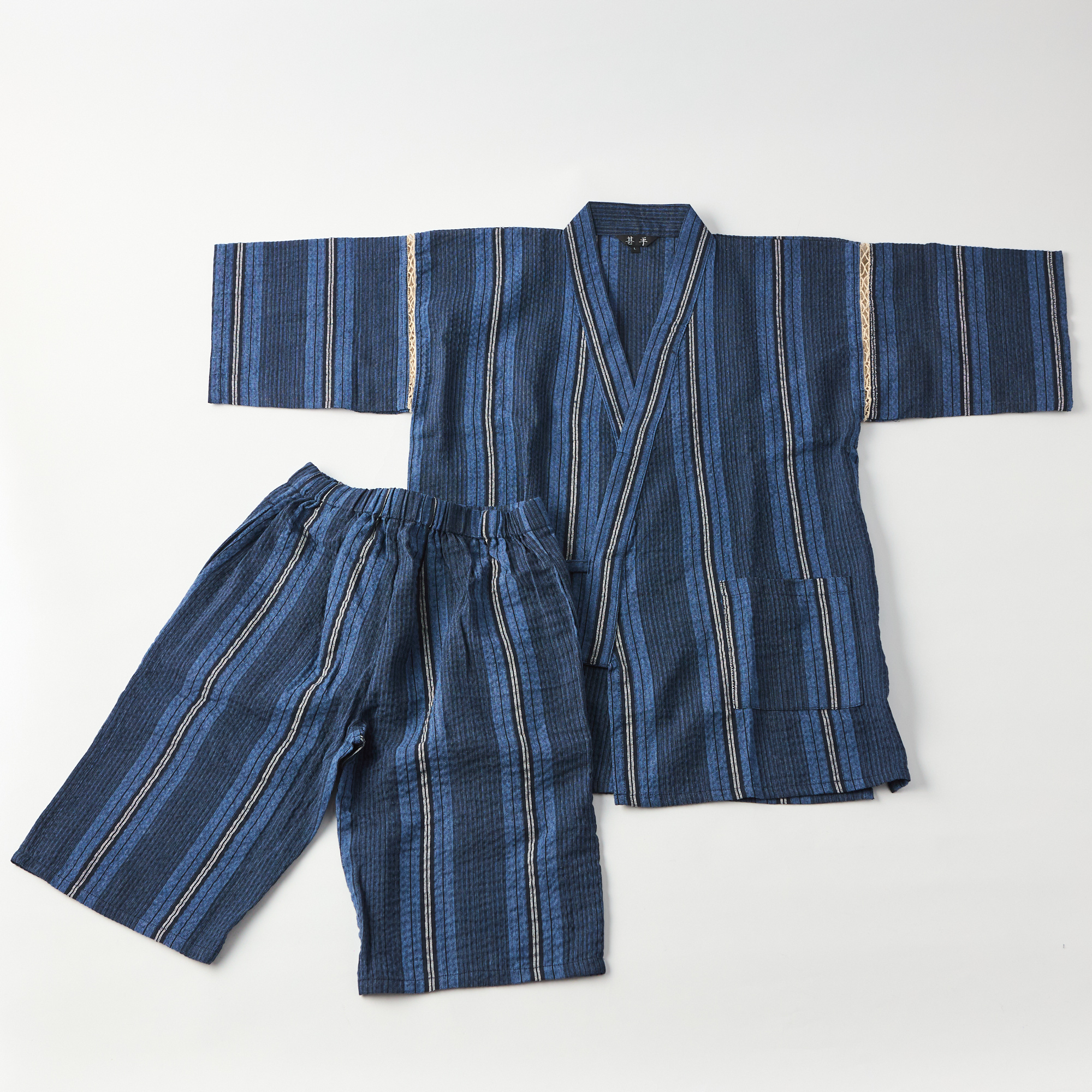【夏の鉄板ギフト】和のくつろぎの名入れ甚平＜しじら織＞