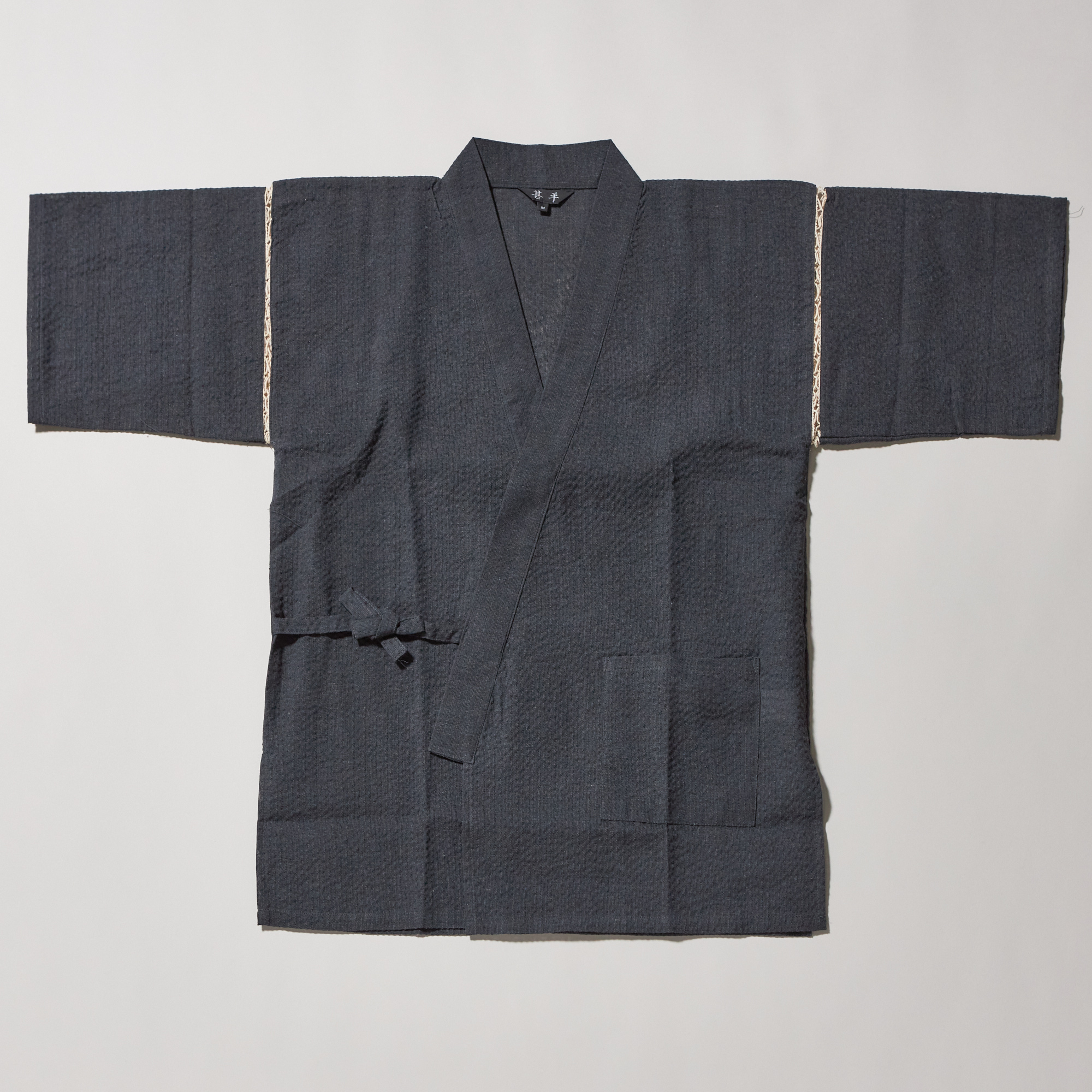 【夏の男性ギフトの定番】名入れ甚平 竹カゴギフトセット