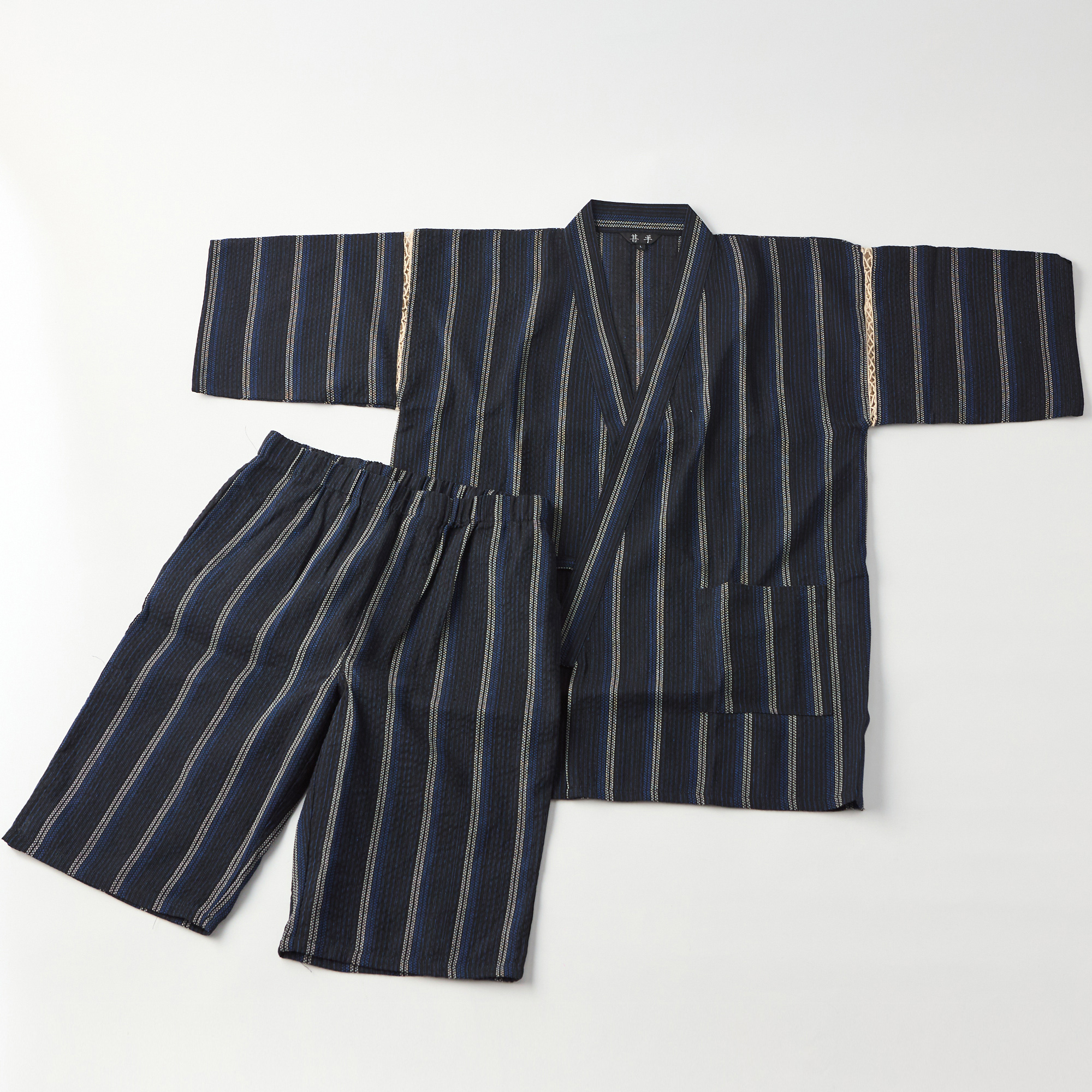 【夏の男性ギフトの定番】名入れ甚平 竹カゴギフトセット