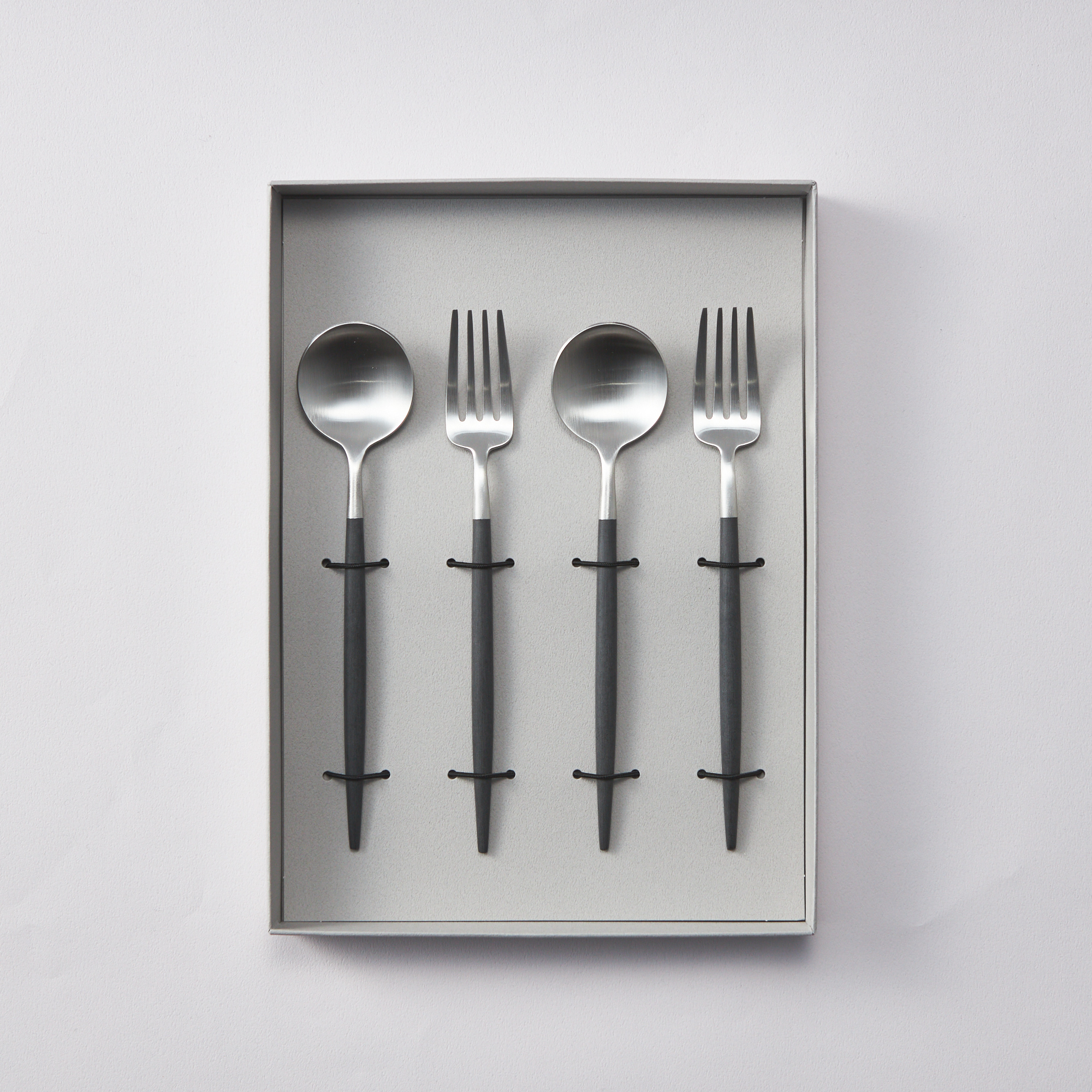 【名入れ】選べるカタログギフト “Wedding”とクチポールカトラリーデザートセット