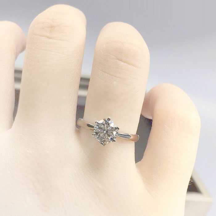 モアサナイトリング1ct