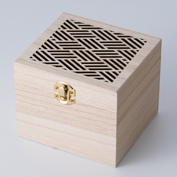 釉彩マグ 木箱入赤