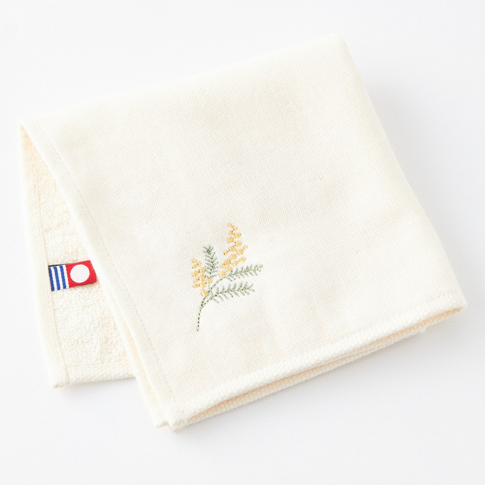 誕生日プレゼントに！ケーキマグ&選べる紅茶と名入れもできる今治タオル花刺繍&無地ハンカチセット