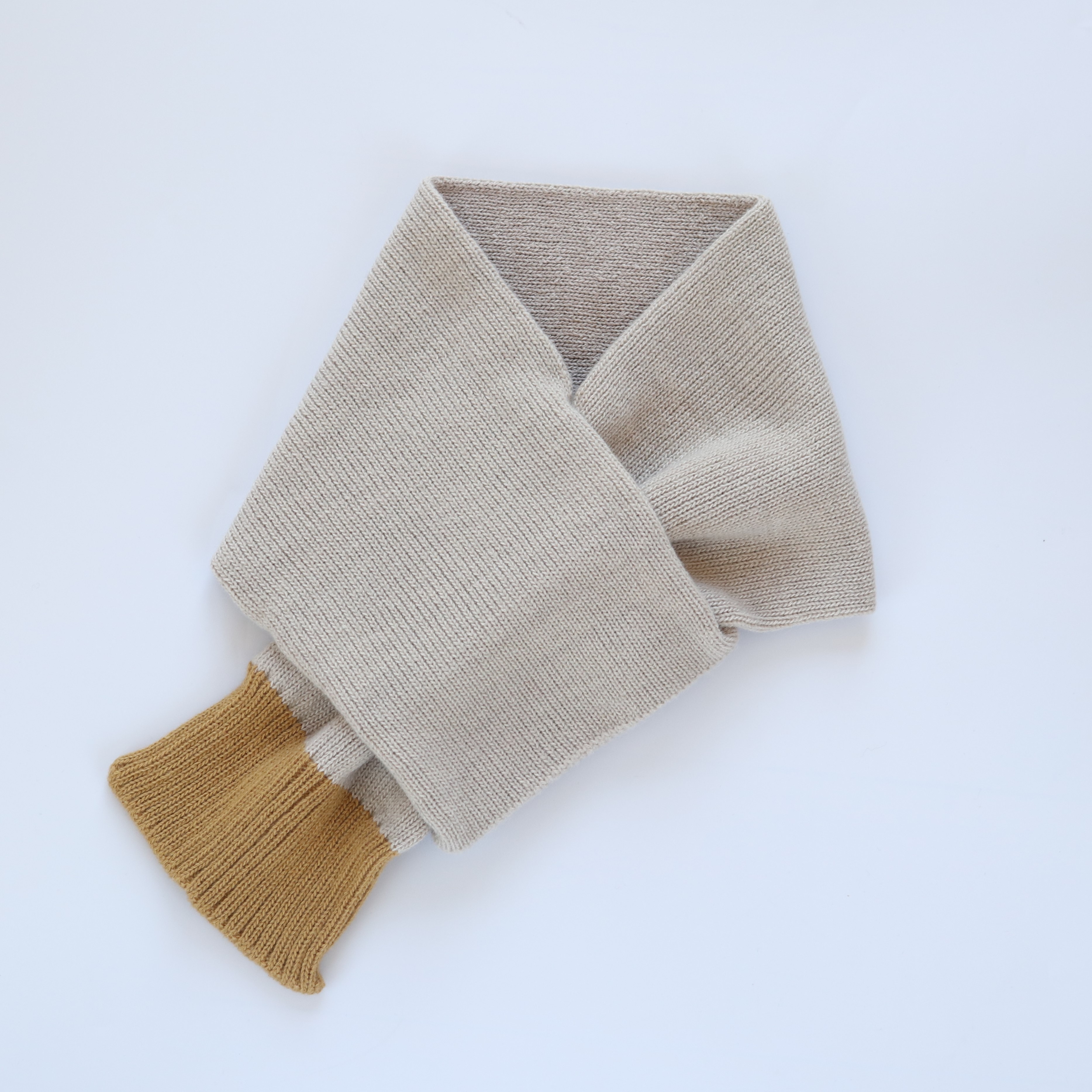 内側シルク2重編み ウール・カシミヤ混のマフラー