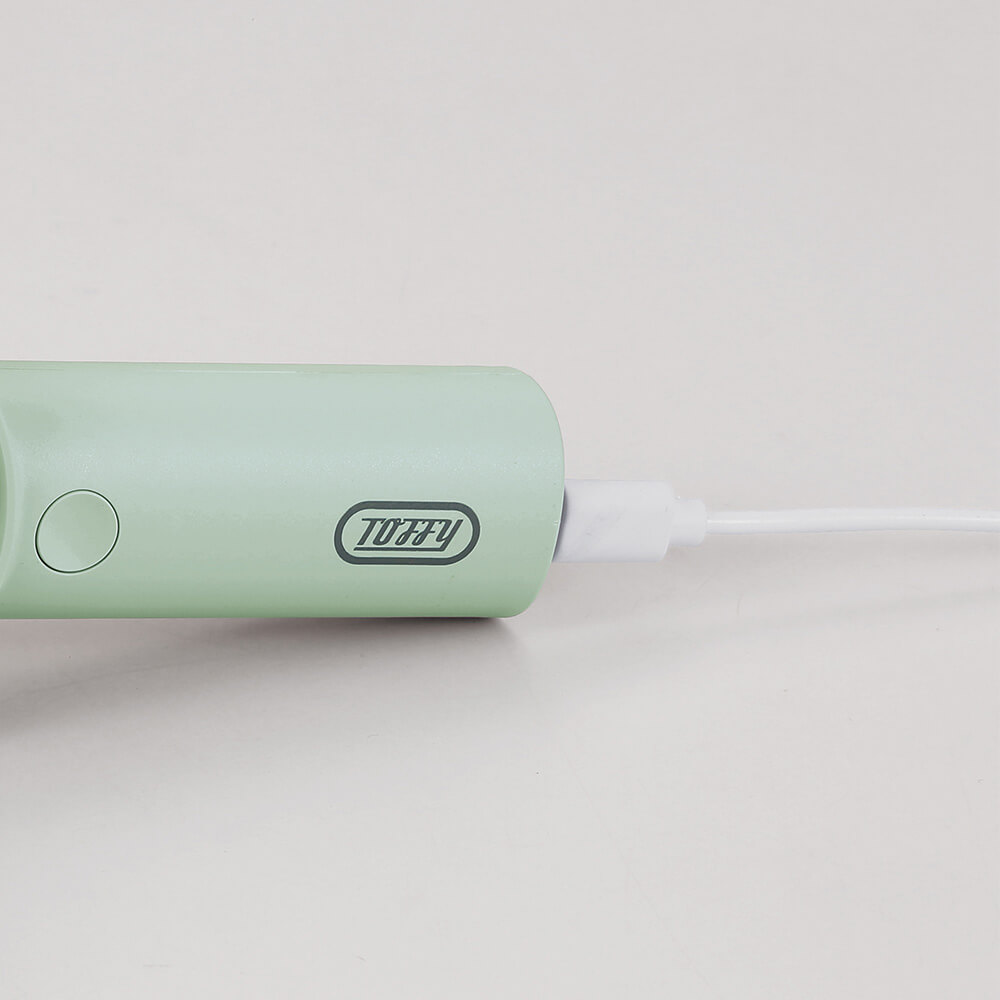 Toffy アロマハンディファンミニ