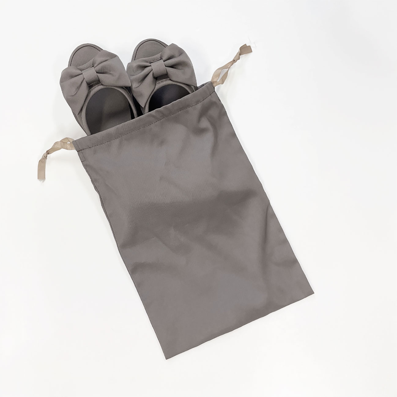 スタイルアップ　リボンヒールスリッパ