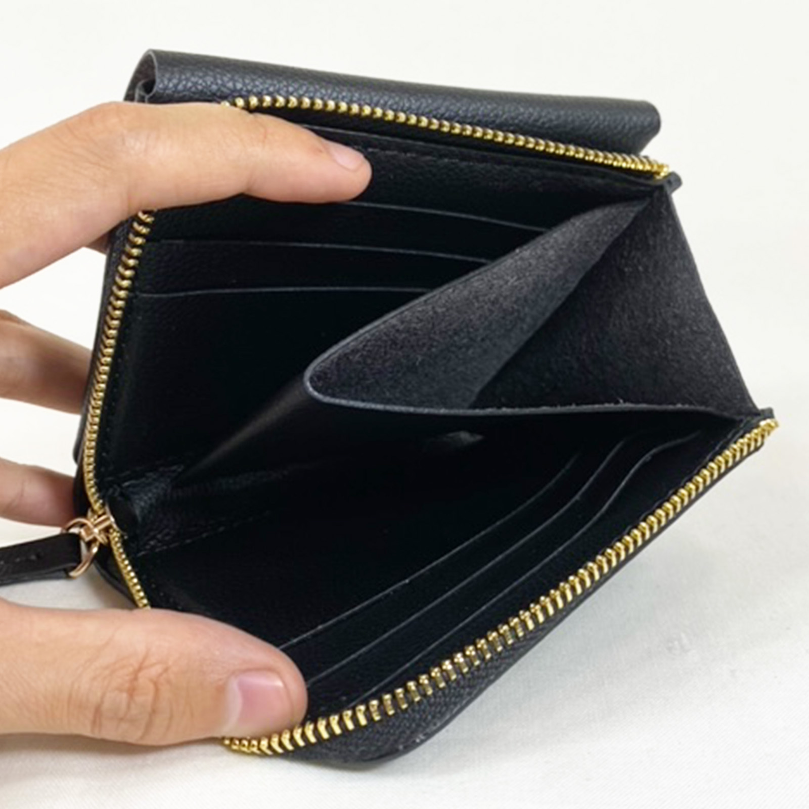 【ミニマムに過ごす】マルチに使える ミニウォレットポーチ