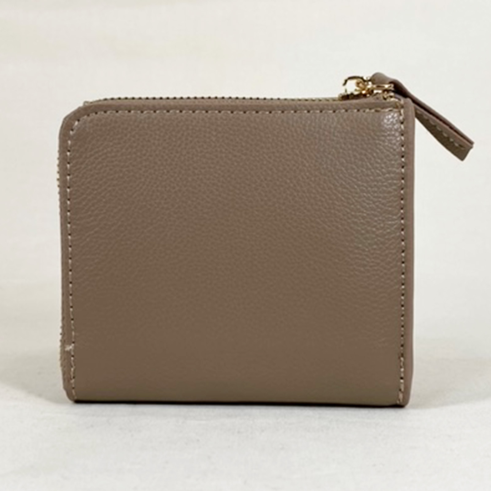 【ミニマムに過ごす】マルチに使える ミニウォレットポーチ