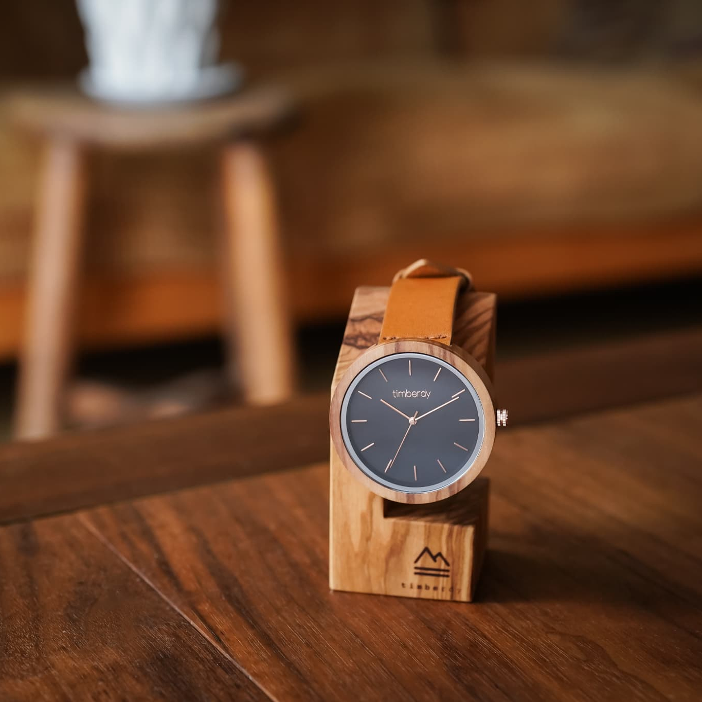 オリーブの木で作る腕時計スタンド