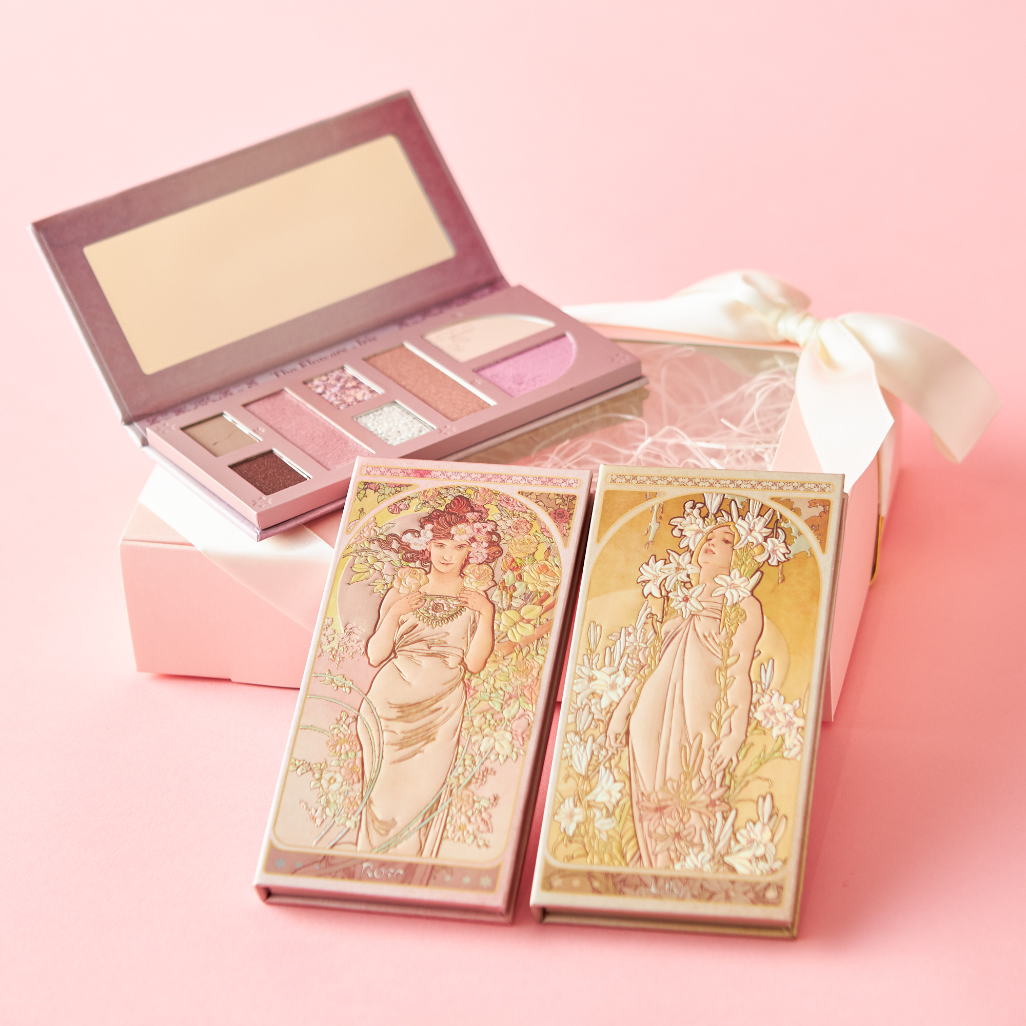 名入れ/BOX付】ミュシャのアイシャドウ＆レースハンカチセット