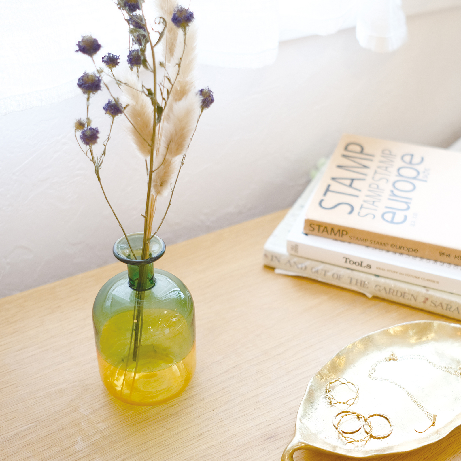 精油ベースのリードディフューザー