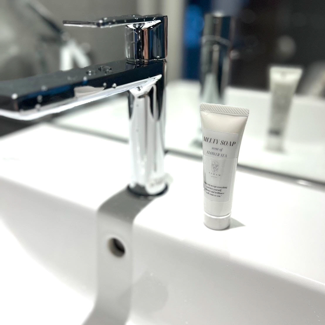 白鳥の湖（宝石石鹸＆手・顔に使えるマルチソープセット）