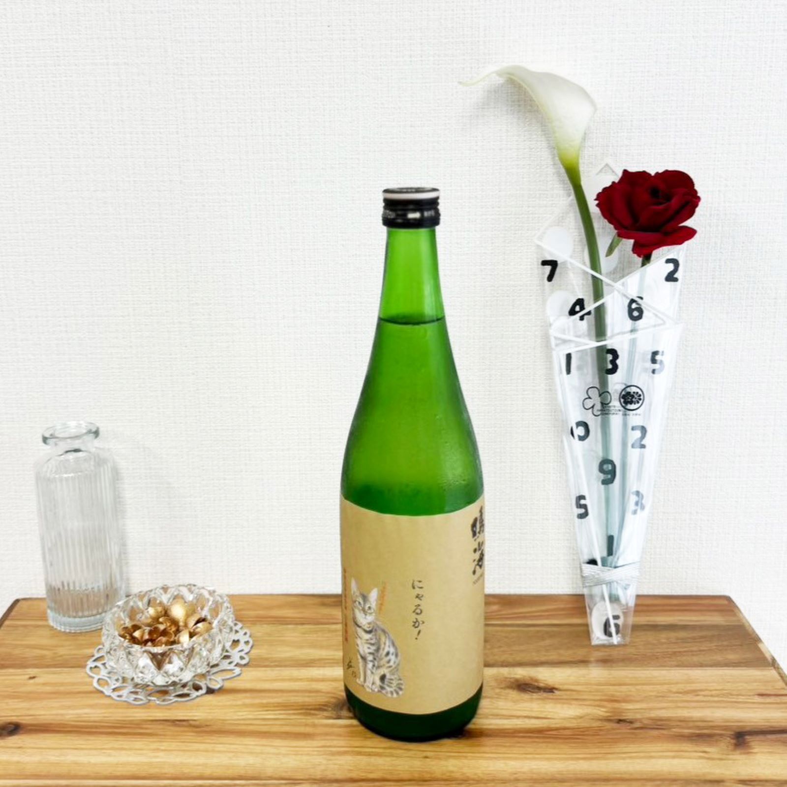 【アーティフィシャルフラワーとお酒のセット】華包（SO-SU-Uとすいぎょく）×日本酒（にゃるか）