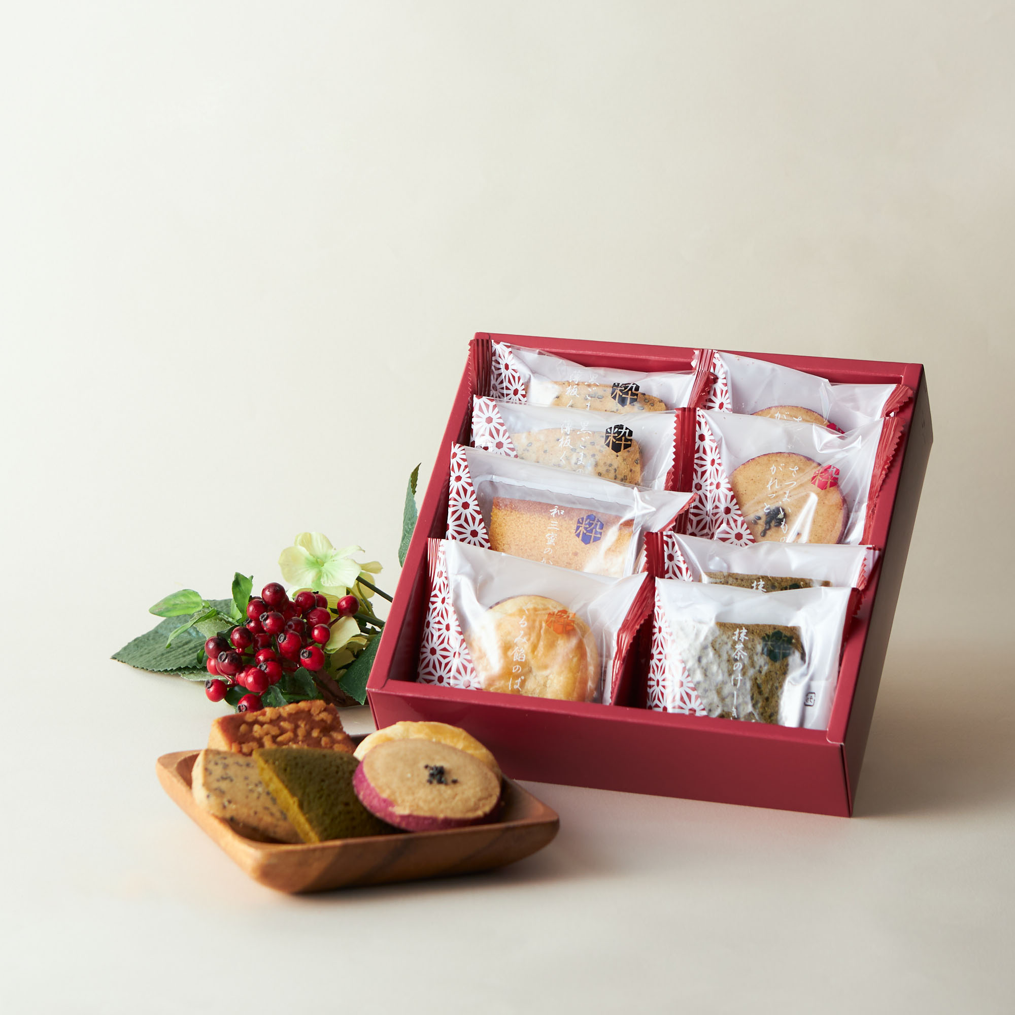 【名入れ・還暦祝い】和菓子詰め合わせギフト&テディベアセット