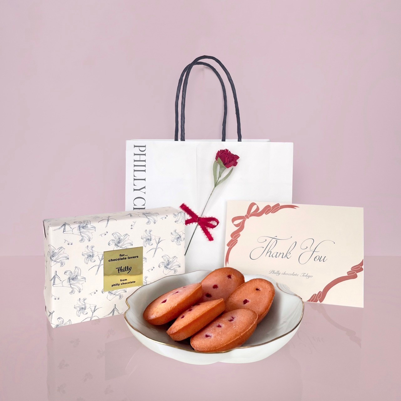 【ショッパー/お花付】Financier 5個入（ストロベリー）