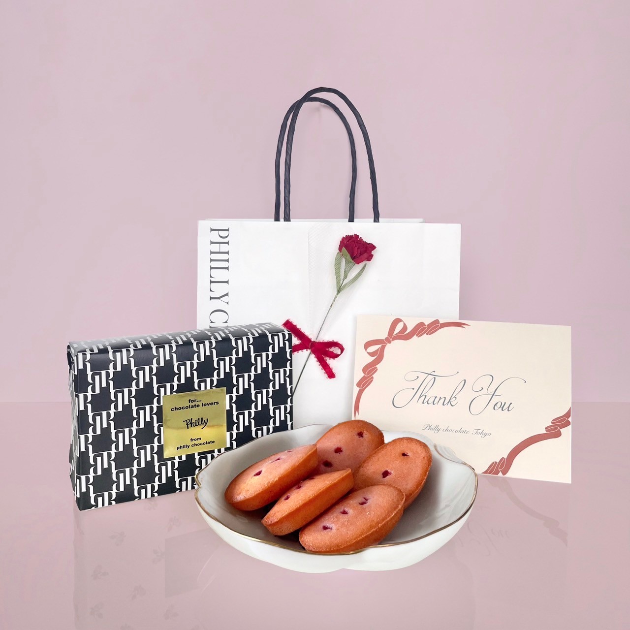 【ショッパー/お花付】Financier 5個入（ストロベリー）