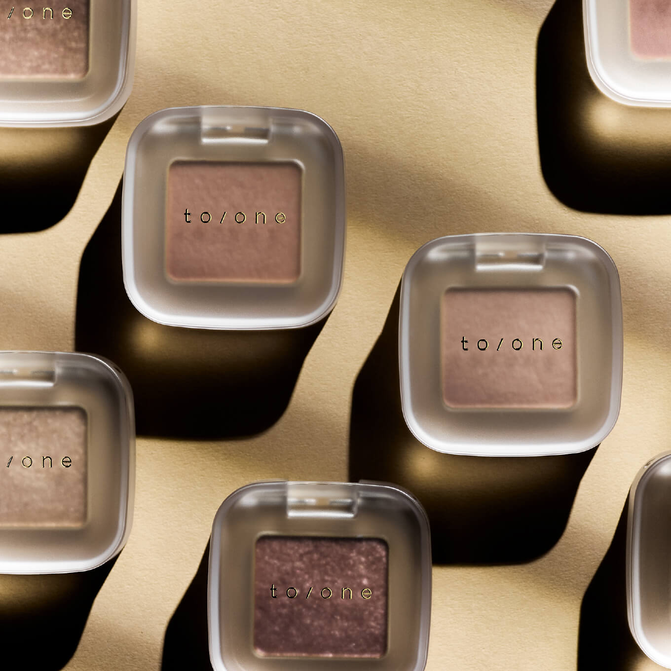 【ベスコス受賞】ペタル フロート アイズ（アイシャドウ）〈全6色〉